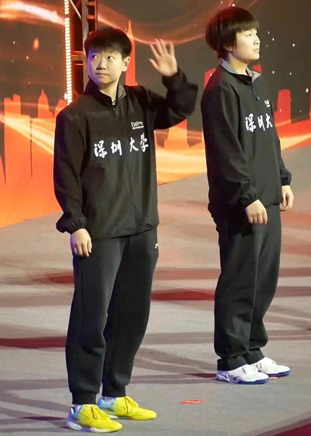 山东鲁能迎战广州恒大,谁将在比赛中脱颖而出?