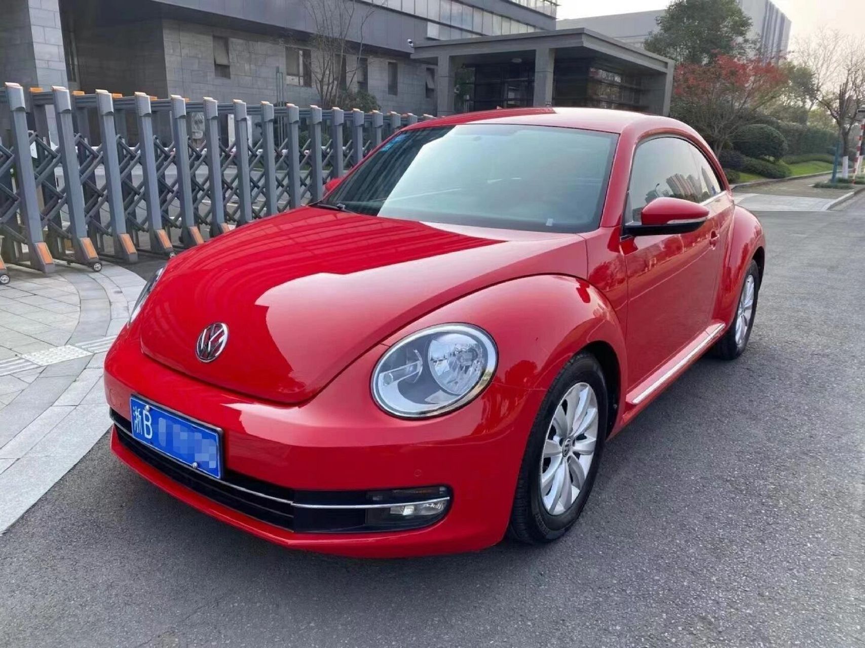 大众甲壳虫 三代 大众甲壳虫,13年9月上牌,1.2t,5.6万公里,小姐姐私家