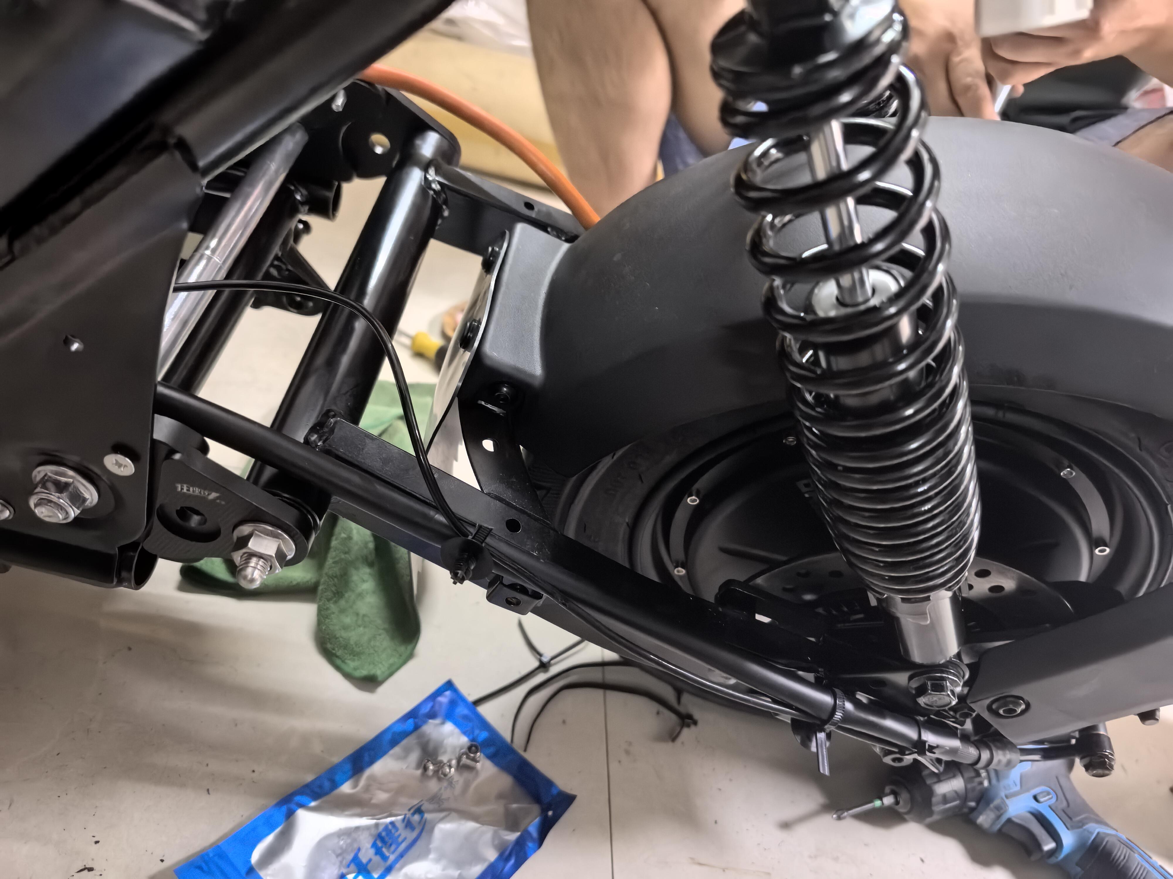 ae5ipro减震器更换 day5