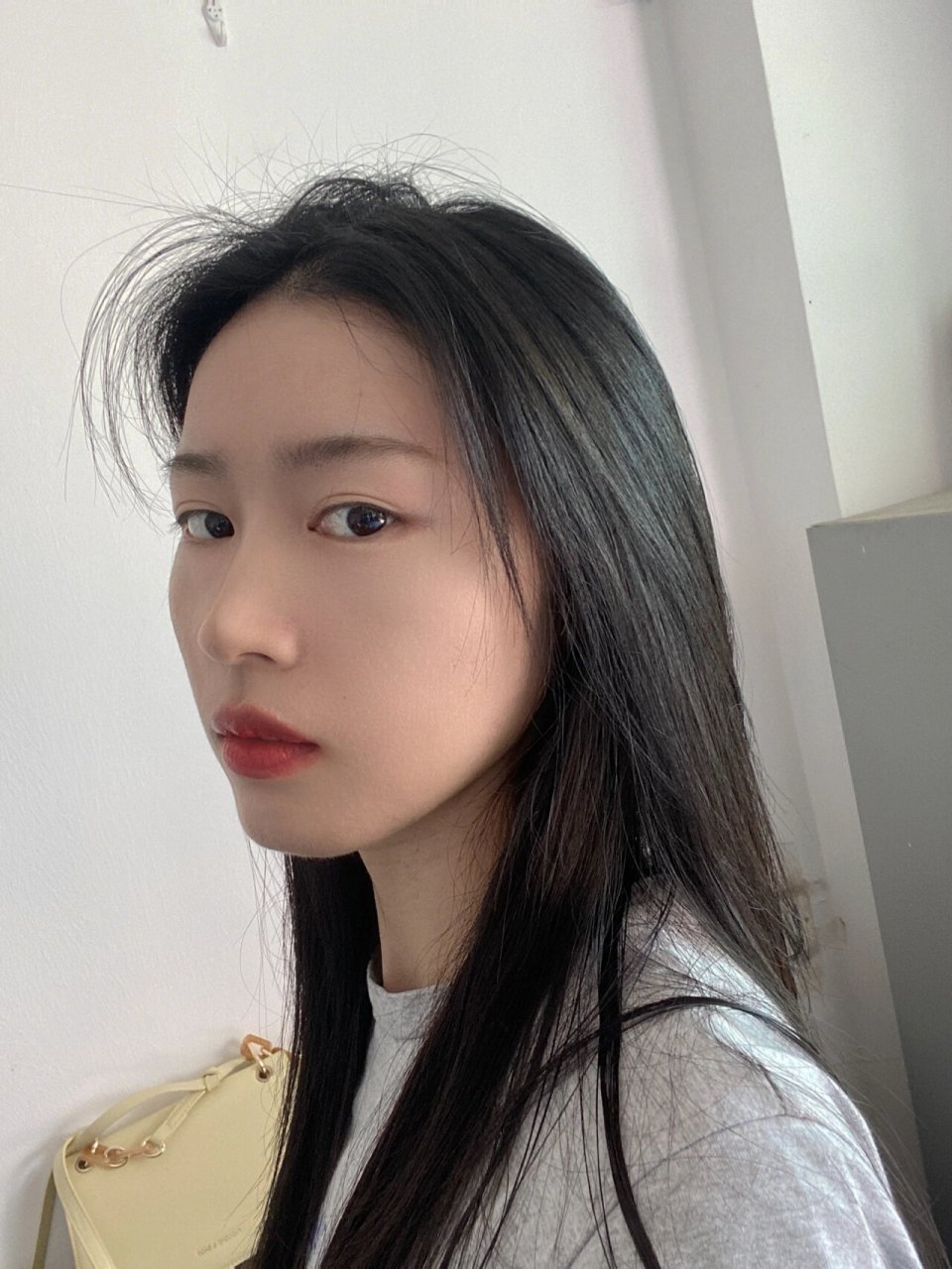 施华寇羊绒脂深棕98  96一年染头发四五次,这次决心把头发染黑了