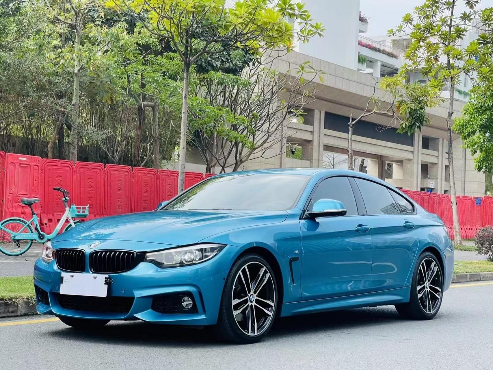 宝马430i 无框车门四门轿跑.