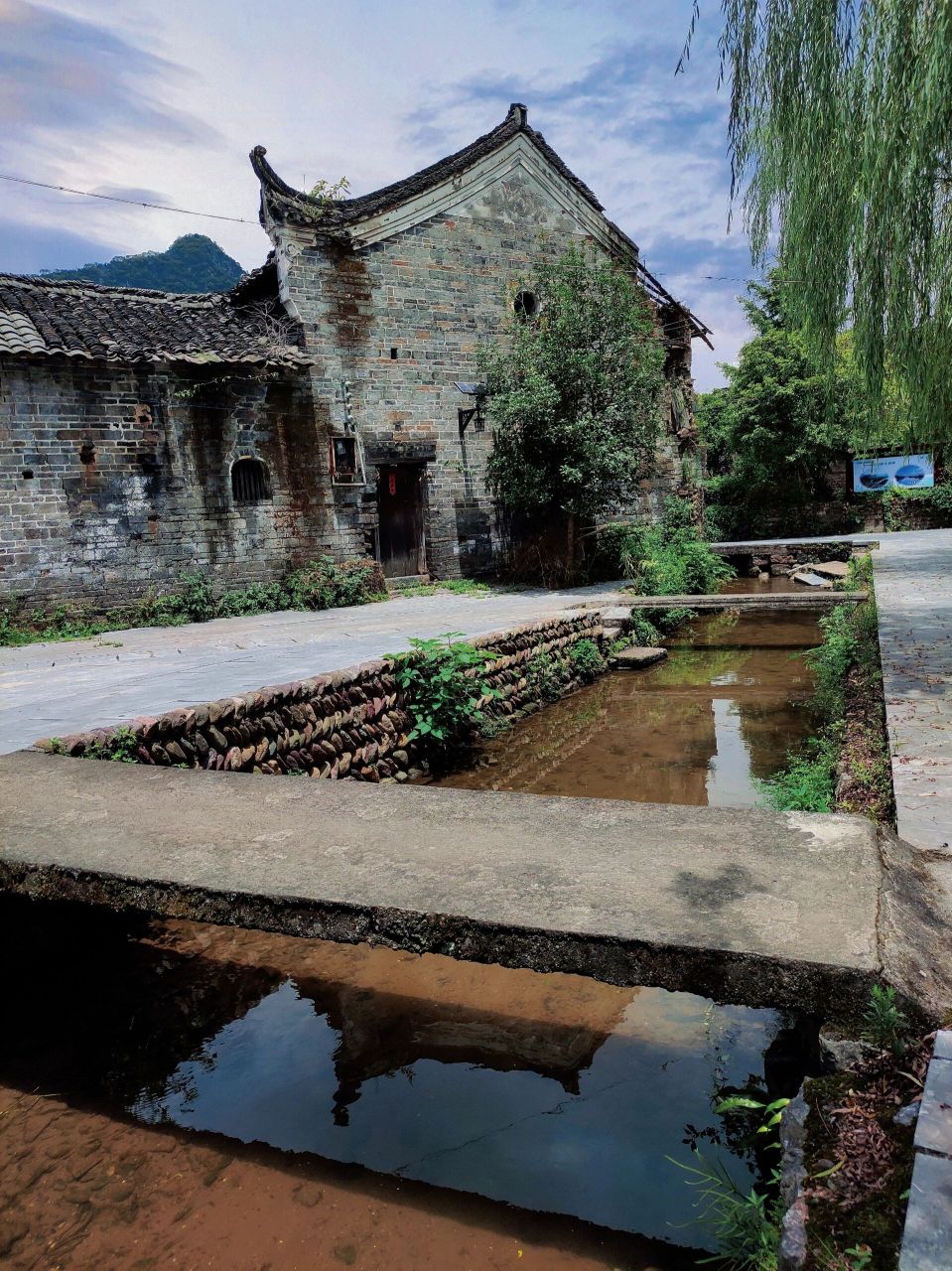 灌阳——洞井古民居   这是一座令人沉醉的传统古村落,这应该是我去过