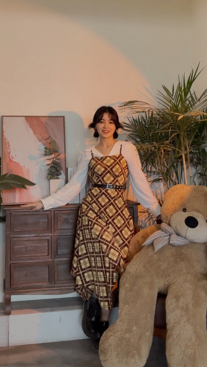 东方少女-朱鑫candice  最近热的又开始想念春秋天了[捂脸][跪了]