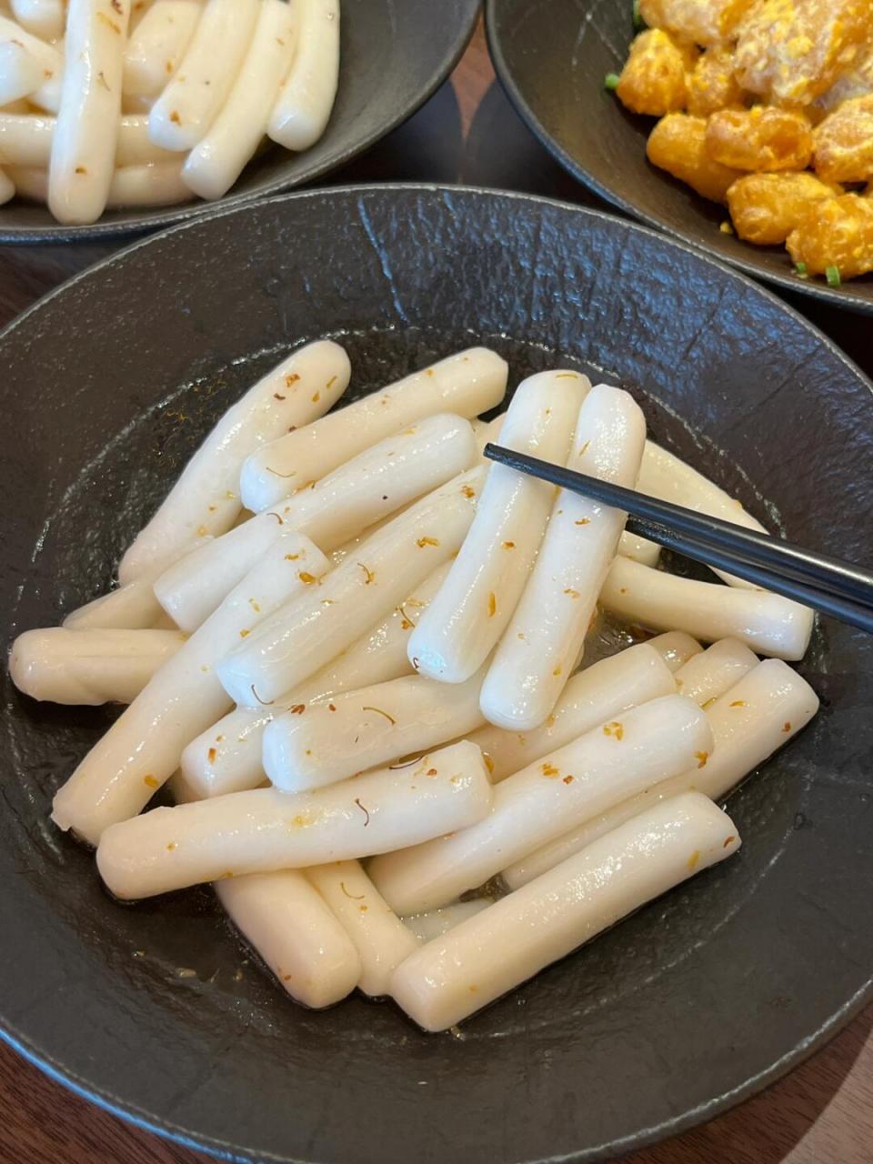 谁懂啊,桂花糖炒年糕真的好好吃,糯叽叽停不下来 每道菜都没踩雷,明天