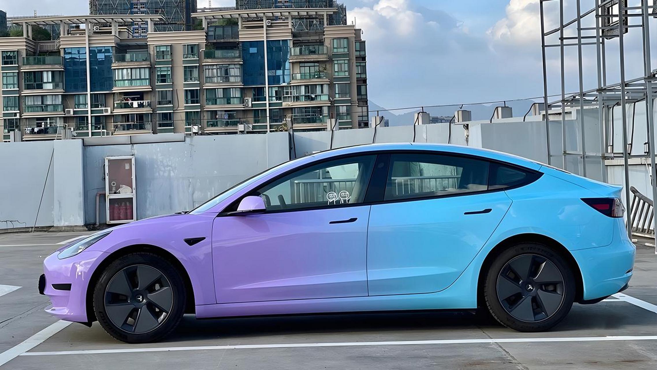 汽车彩绘 车衣改色 改装车文化 特斯拉model3 渐变色