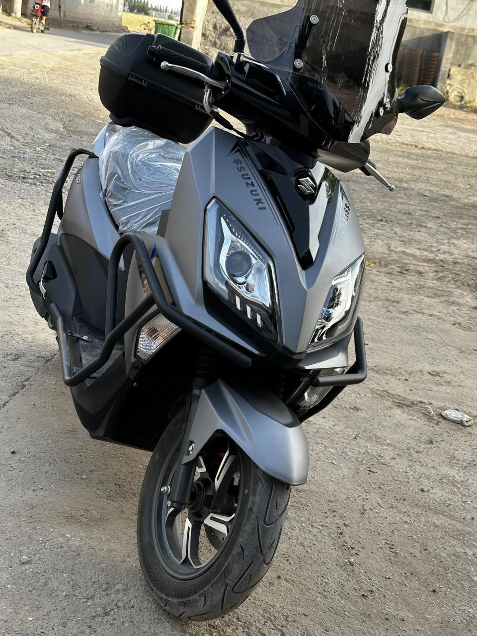 铃木uy125 30多块加满一箱油  跑二百多公里 真香