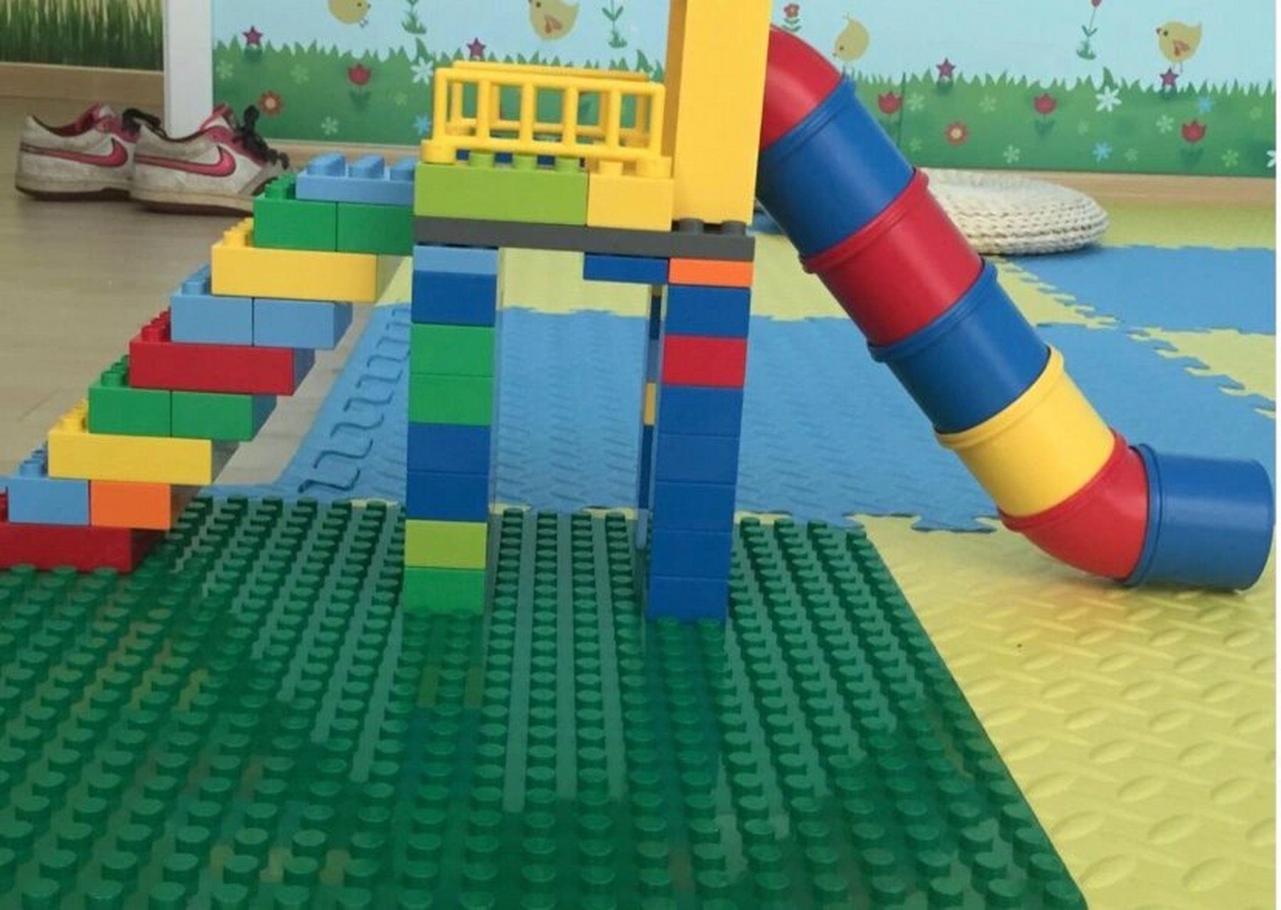 3岁乐高作品教案——滑滑梯 来更新啦 最近比较忙 更新有点慢哈 如果