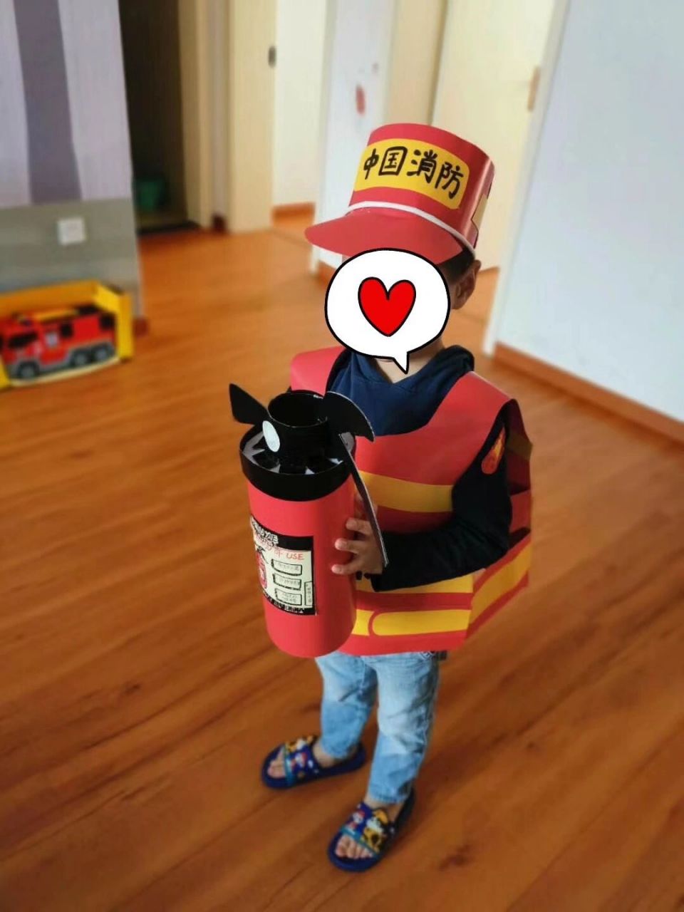 幼儿园or小学生手工/消防员996902 给同事家娃娃做的