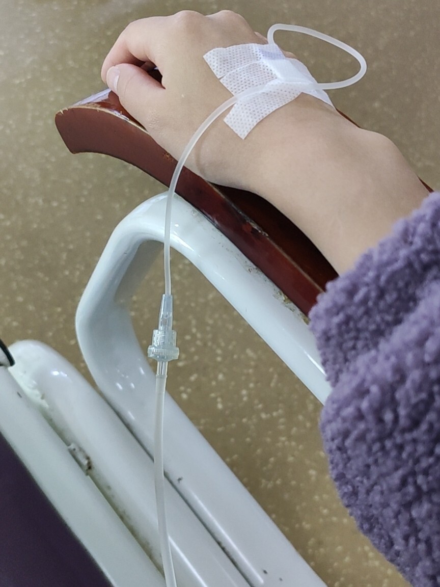 05 治疗过程～来自我的分享 带状疱疹  第一次因为生病挂了五天盐水