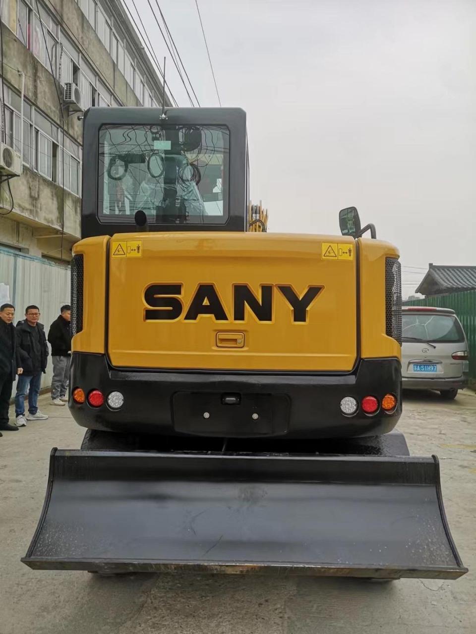 三一新款国四sy65w轮胎挖机,新动力,新造型,新技术,节能高效,耐久可靠