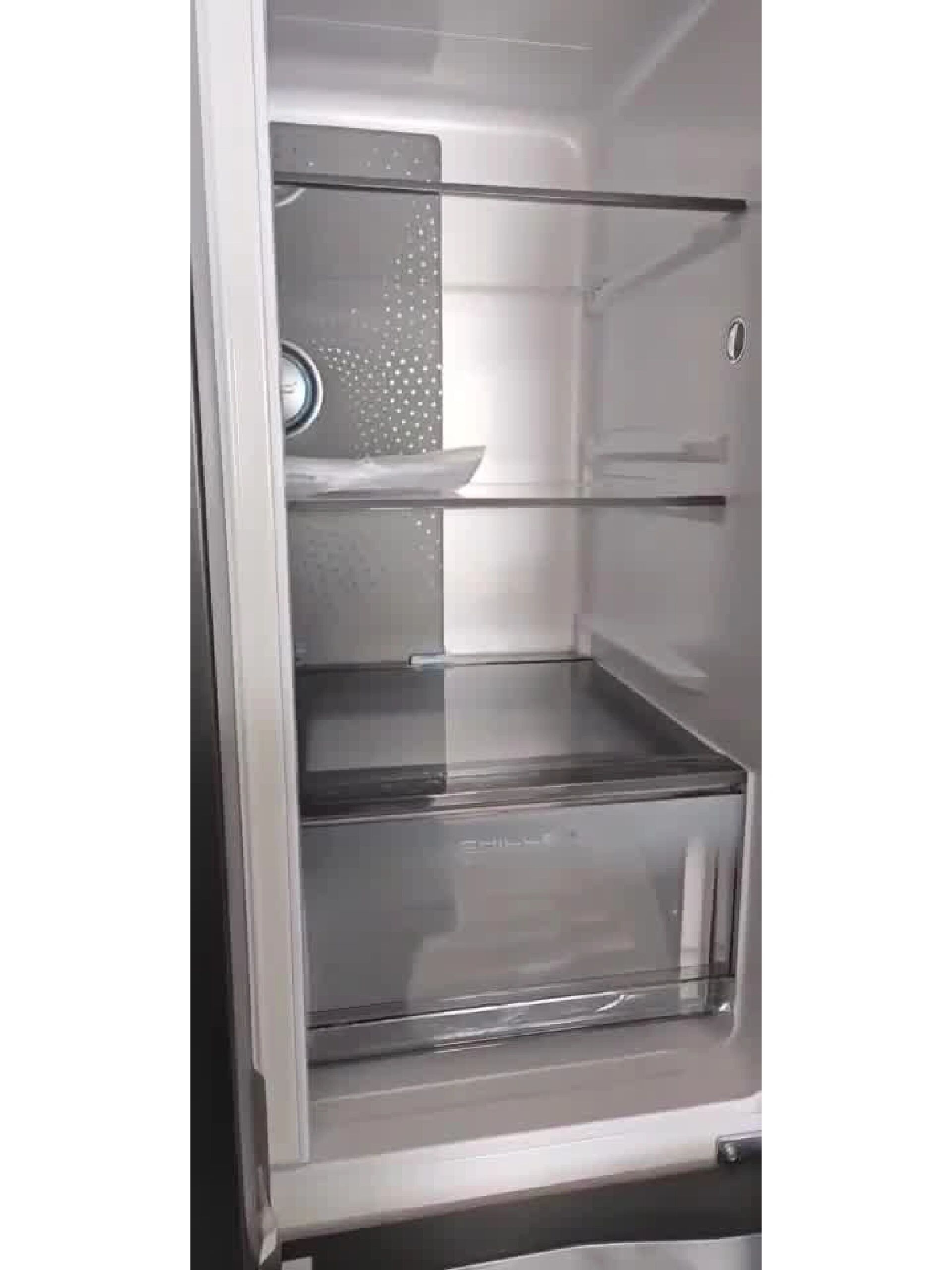 对冰箱,我的要求是使用方便,价格便宜,功能丰富和性能良好,冰箱超出