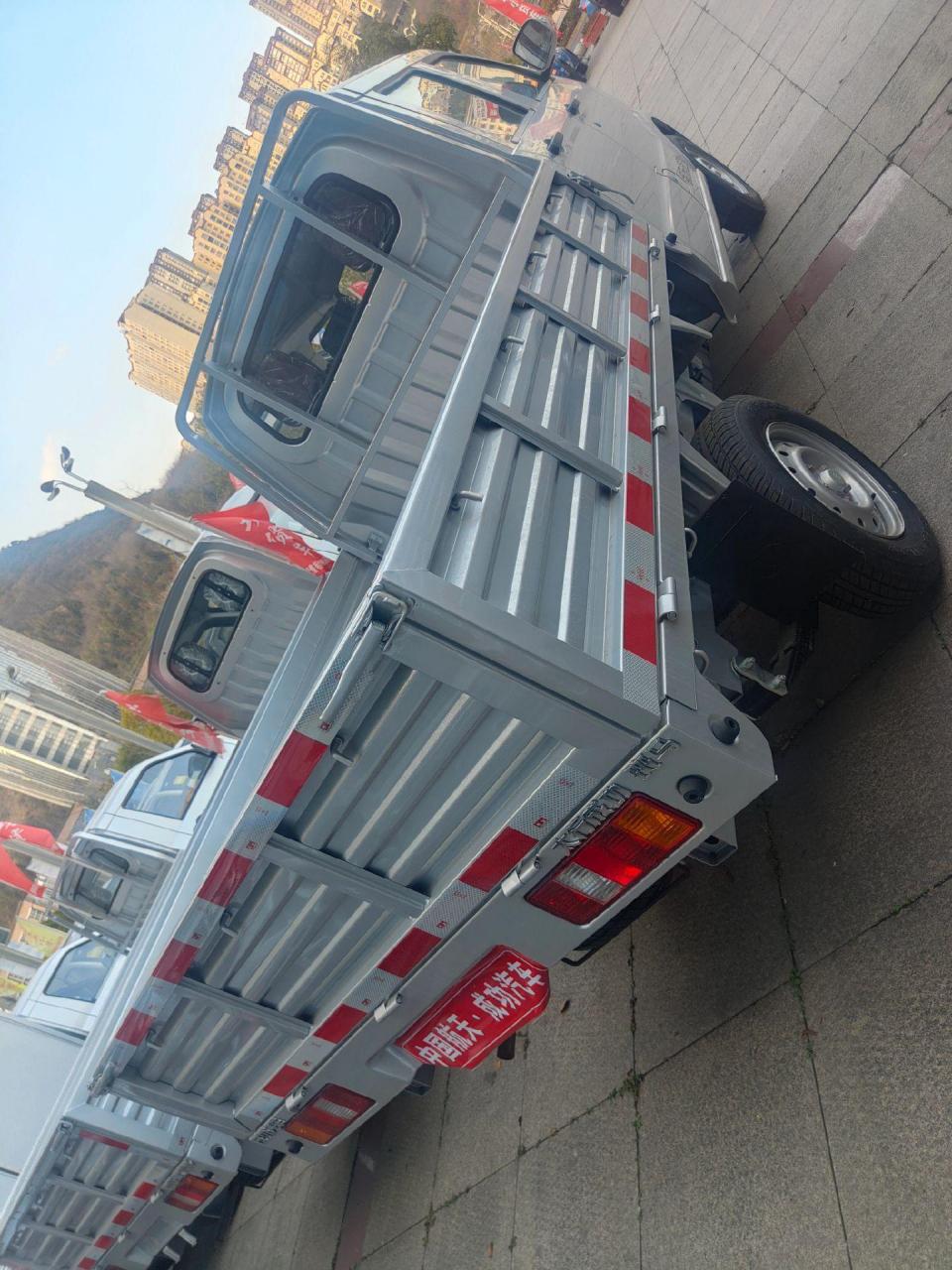 成功小货车  需要单排,双排,3万多车价看过来!