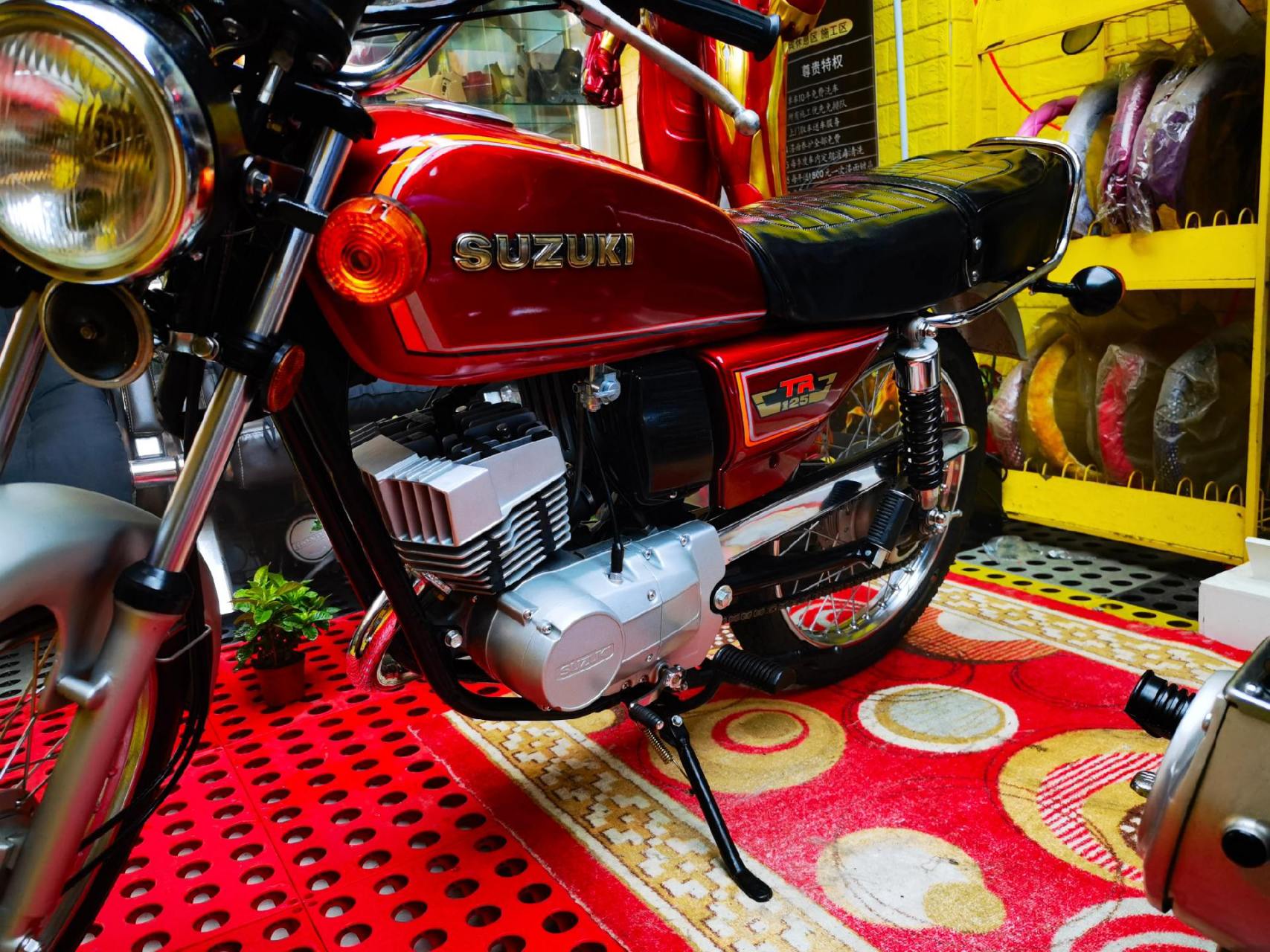 铃木tr125