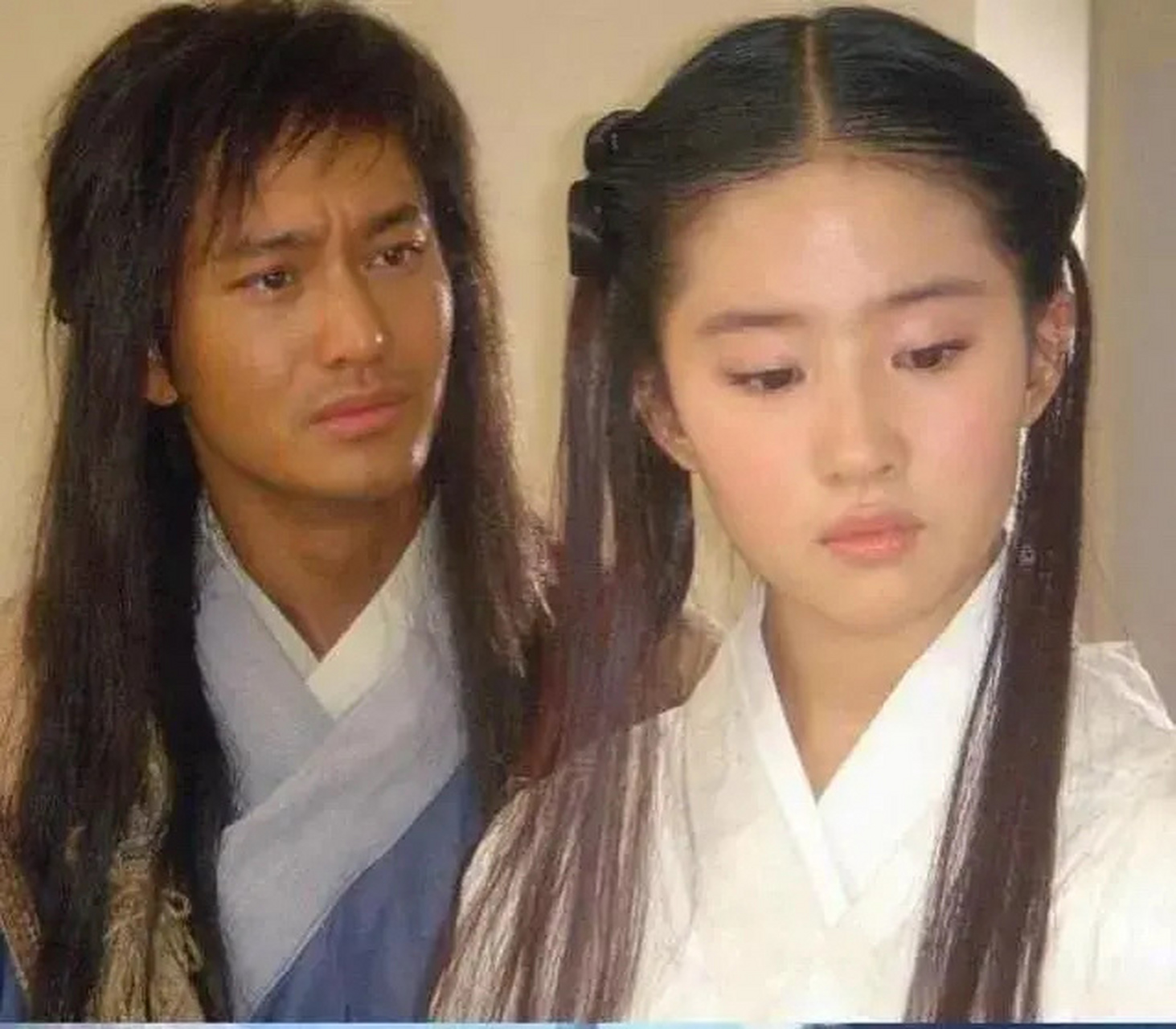 来看看06版《神雕侠侣》聂远刘亦菲的杨过小龙女试妆照和黄晓明刘亦菲