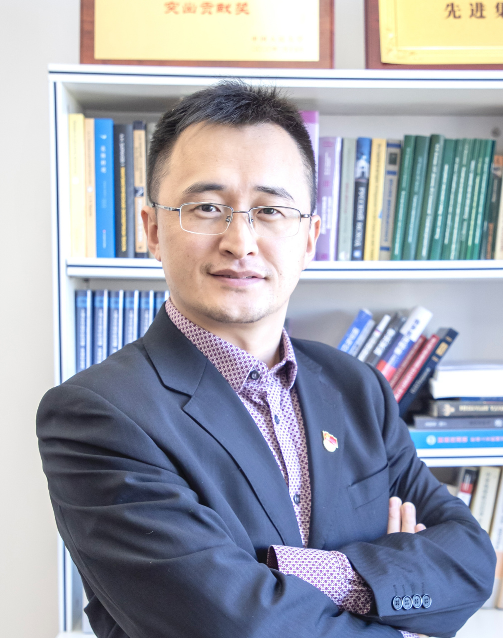 孙文凯:多重因素导致指数回落  受国内外多种因素影