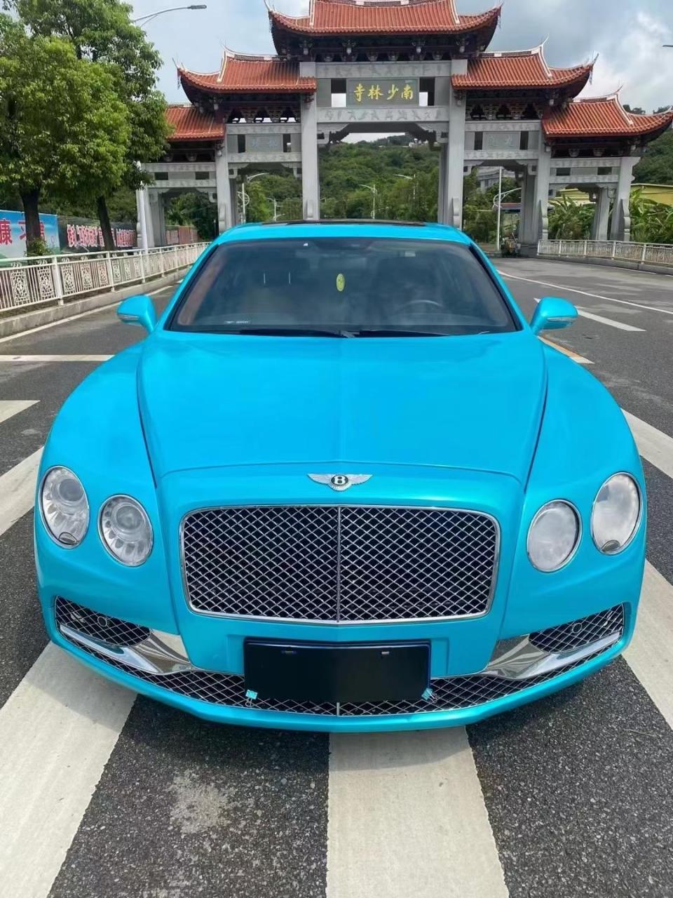 17款 宾利飞驰 6.