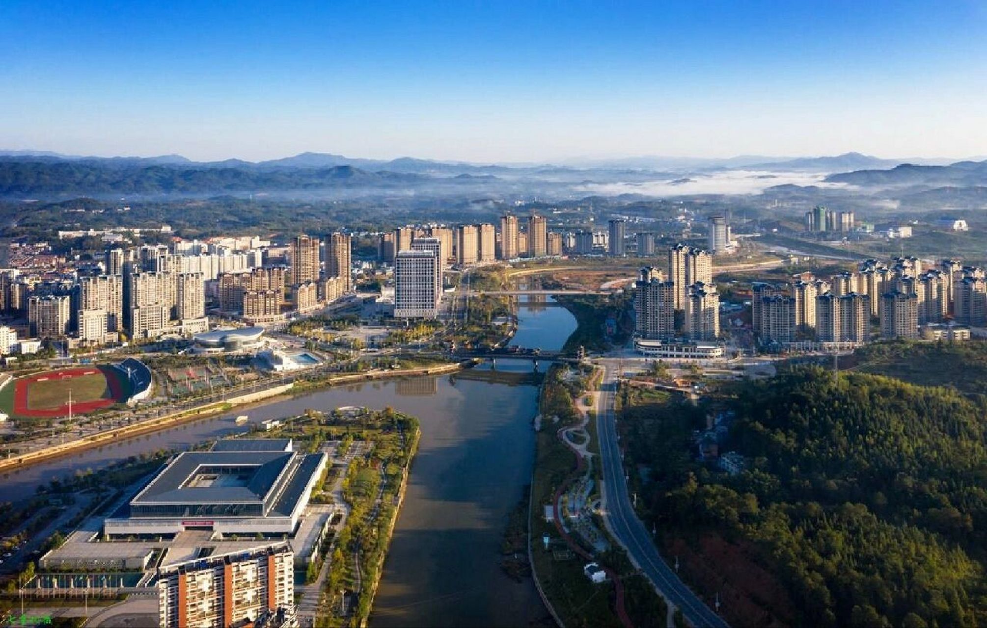 千年古县——宁化 宁化县(古属汀州府宁化县)隶属于福建省三明市,东邻