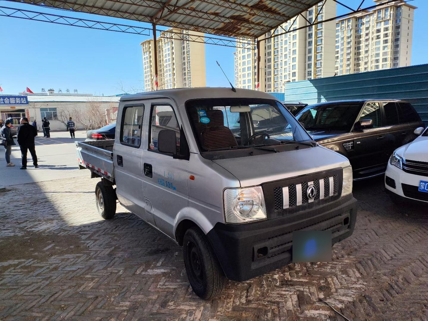 12年东风双排客货两用车,乌海一手,里程小5万多公里,没拉过重的东西