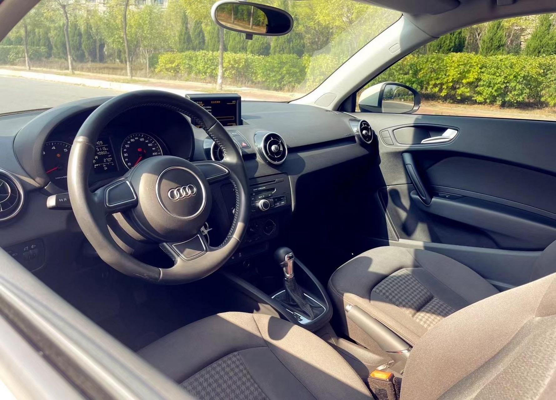 2015年 进口奥迪a1 两门版.玲珑小巧有味道, 全国比新品质高!