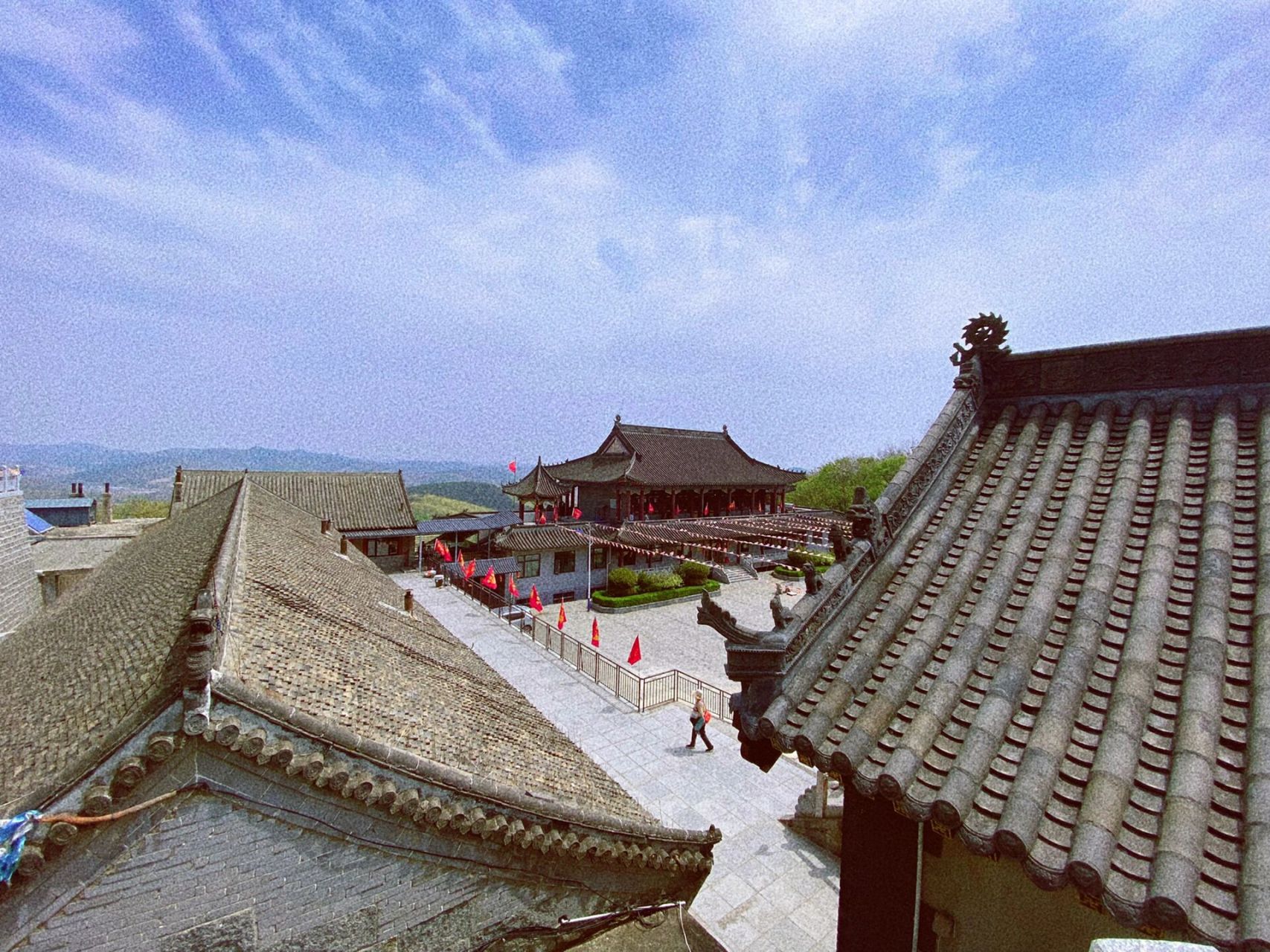 庄河|城山古城    导航搜索 城山古城 距离庄河市内50公里左右 路况好