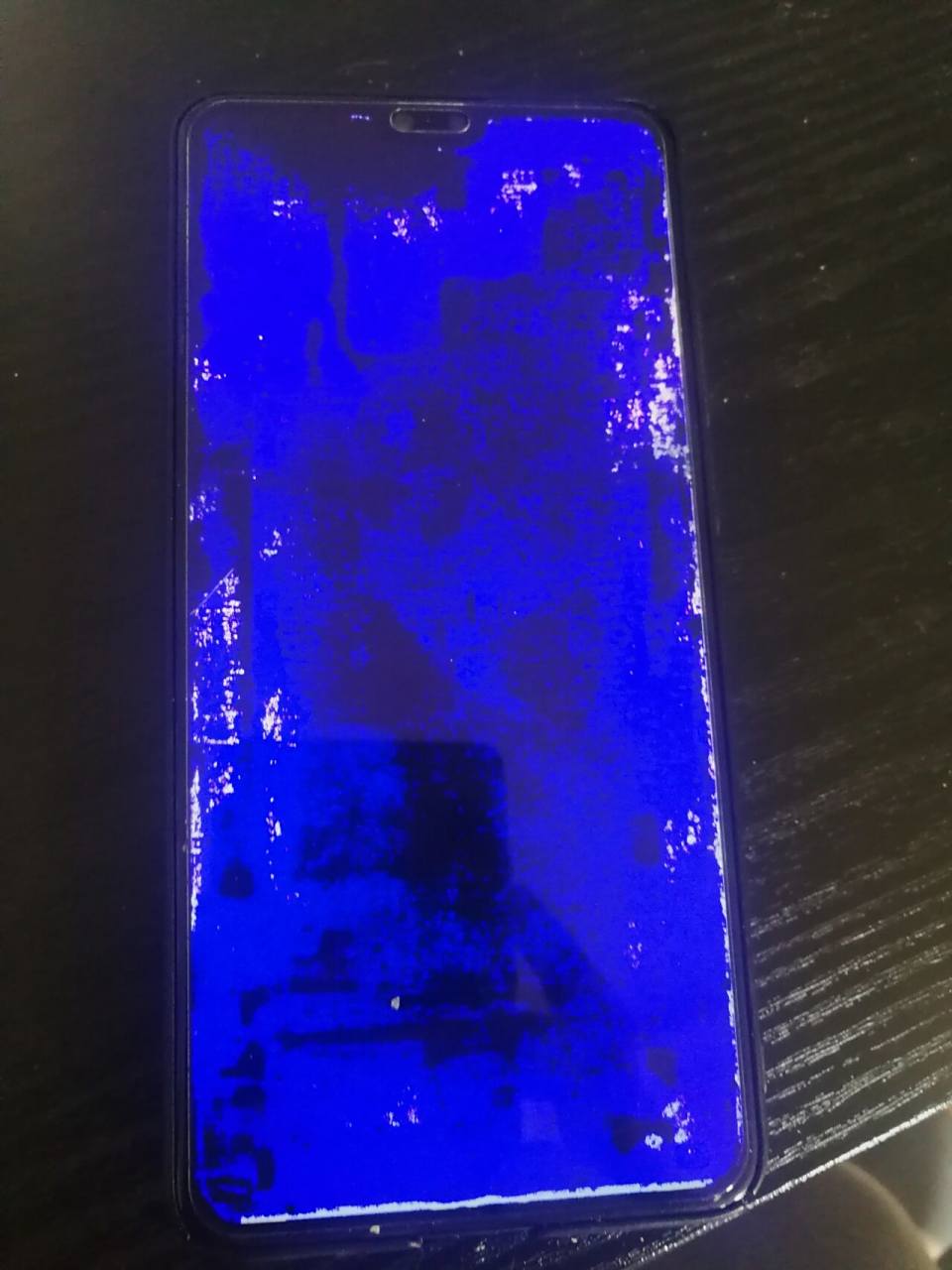 华为手机出现漏液抢救小tips 前段时间手机不小心摔到地上了,从兜里滑