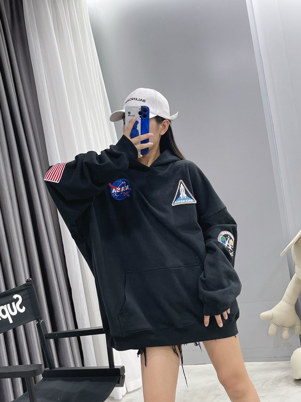 巴黎世家联名nasa 宇航员刺绣勋章连帽卫衣