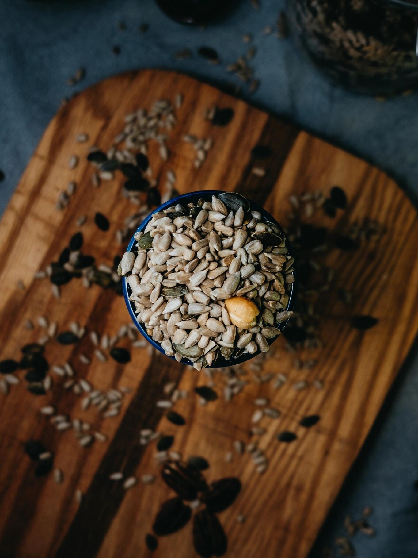 curation 331 / nuts 坚果