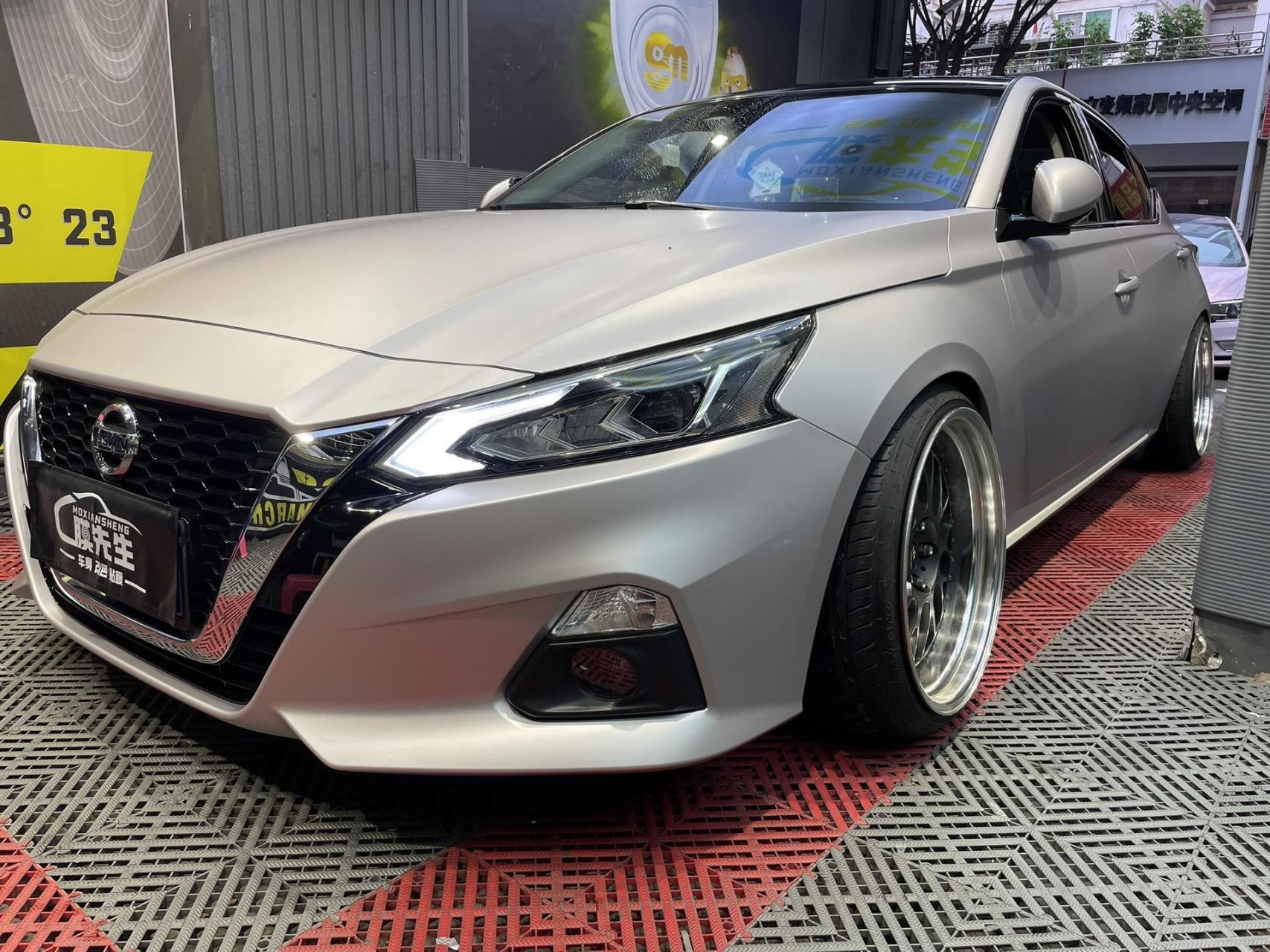 日产天籁-消光铝水银 改色膜十大隐藏色系之一:消光铝水银!