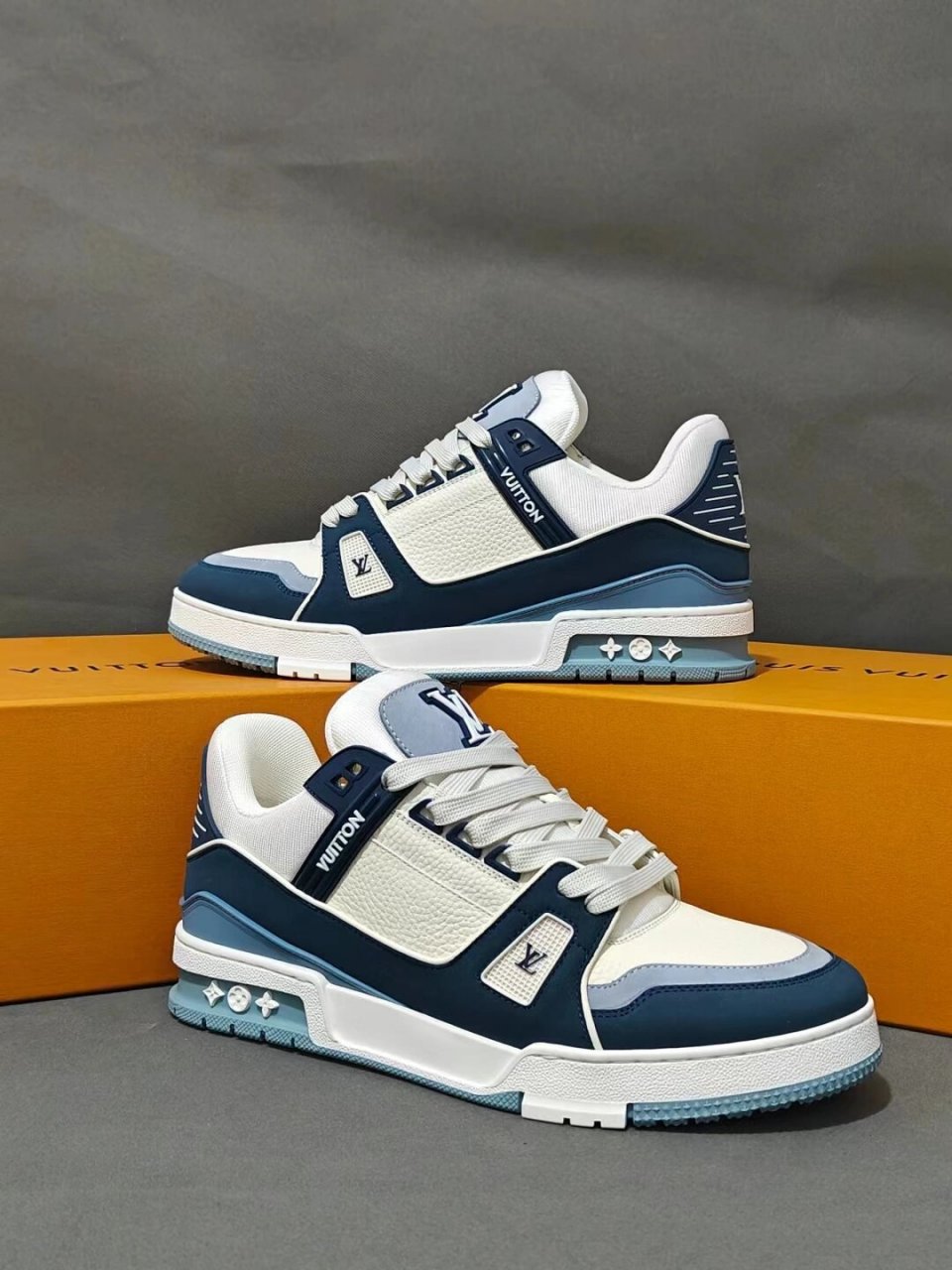 lv路易威登新款板鞋运动鞋休闲鞋#每日穿搭