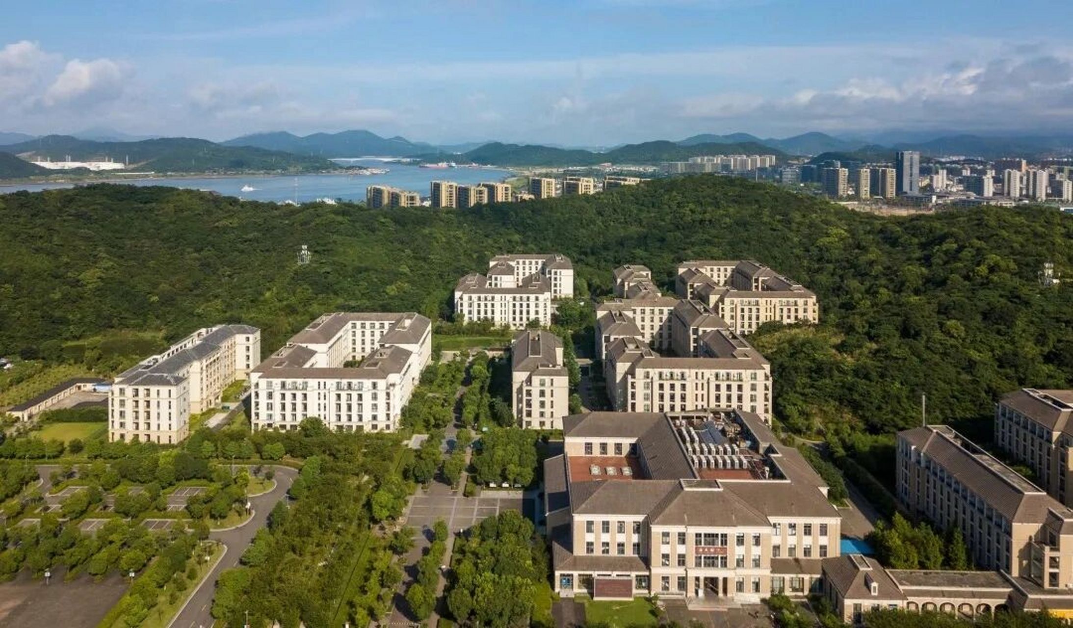 浙江海洋大学新城校区图片