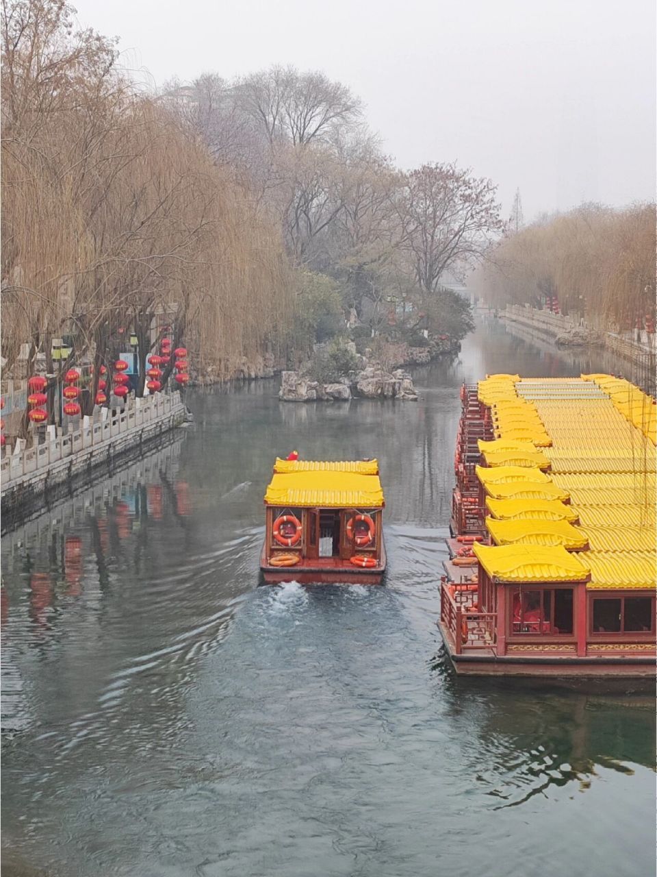 济南护城河游船00乘船攻略 护城河游船 作为济南的特色项目之一
