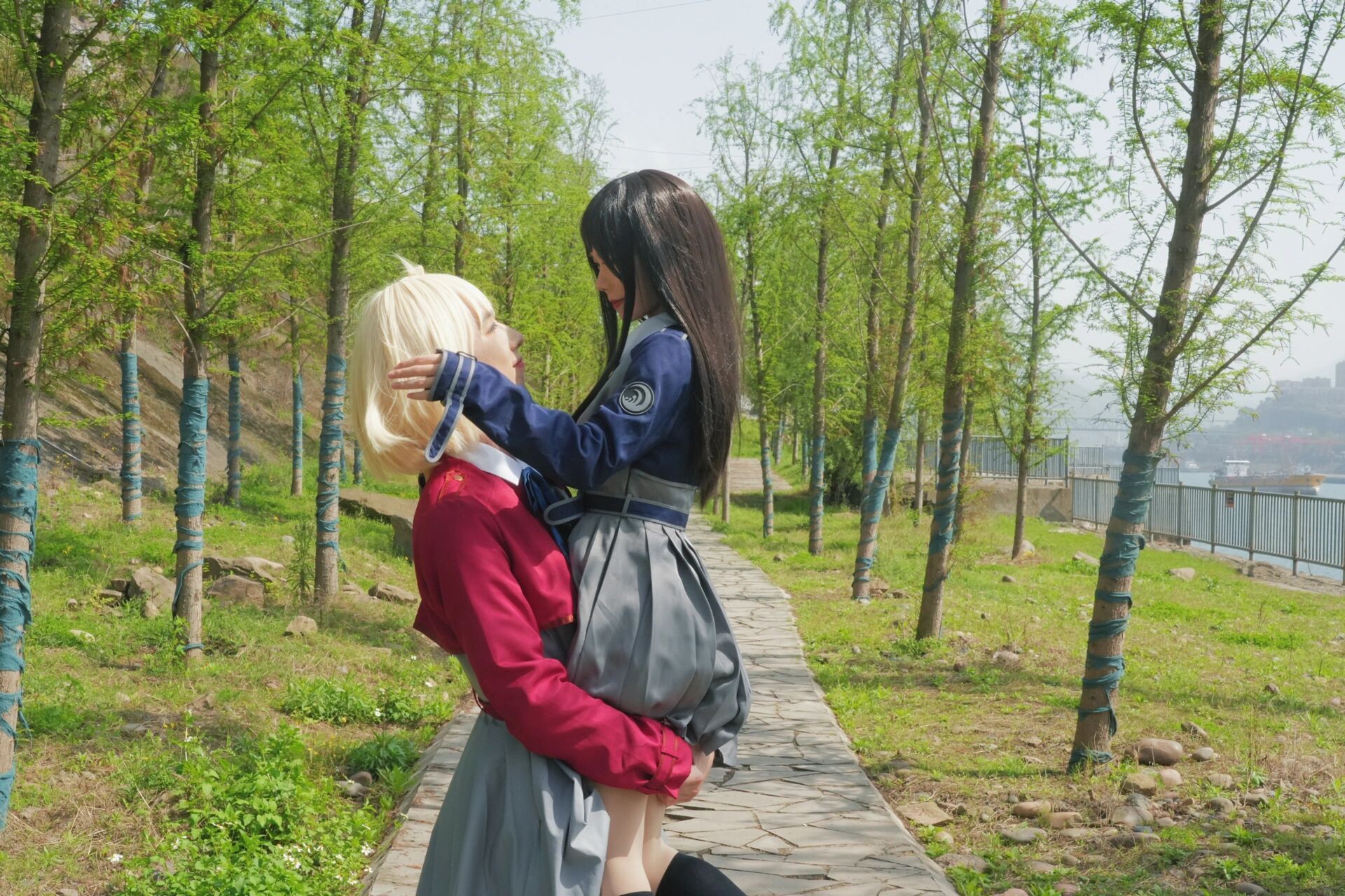 子是女朋友是一种什么样的体验    有生之年居然能和女朋友一起出百合