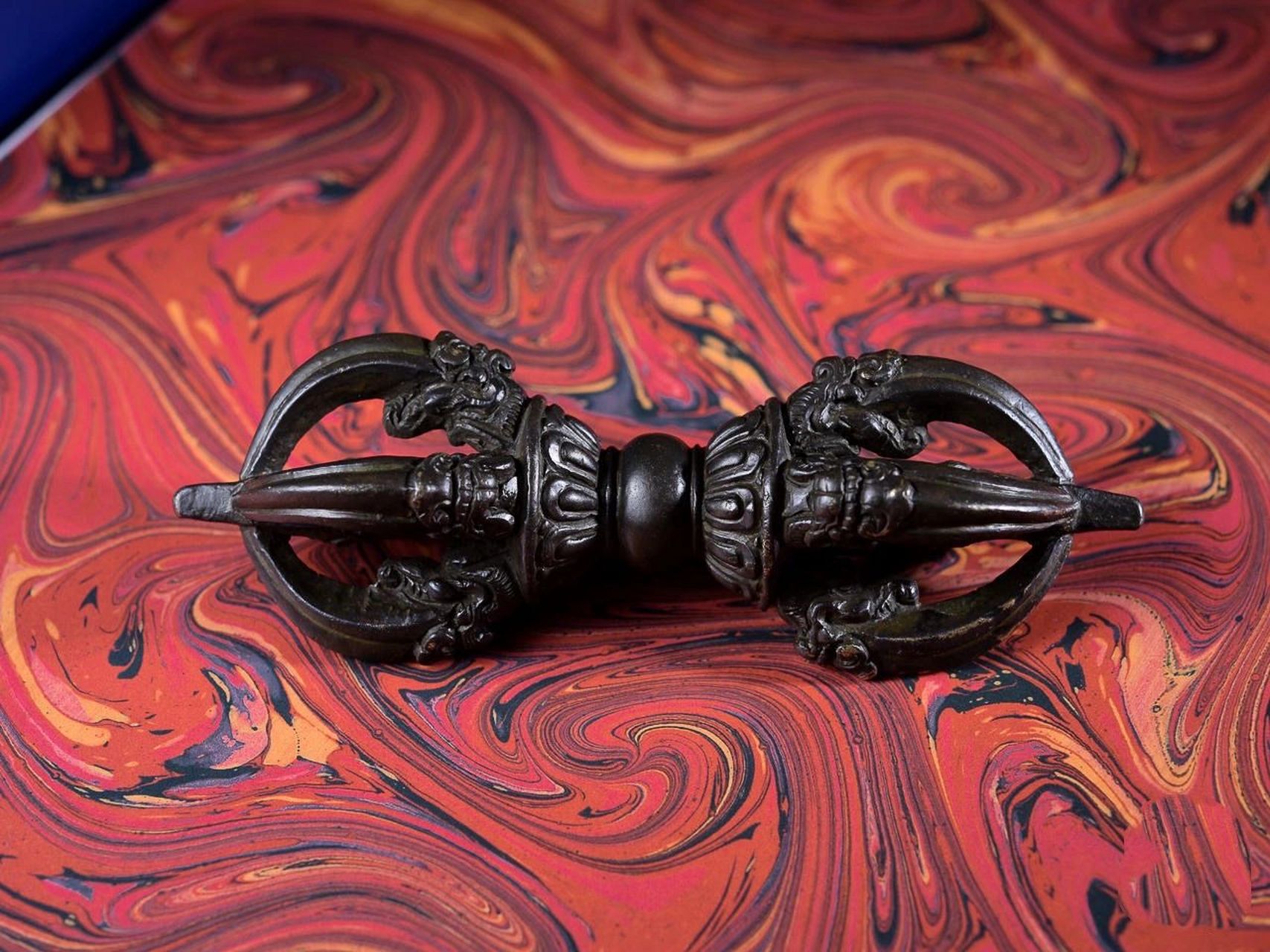 明代五股金刚杵 名称:〓雄浑厚重〓明代五股金刚杵 皮壳托甲一般 年份