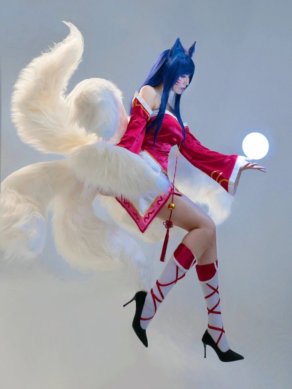 九尾妖狐 阿狸 …尾巴还挺给力的,定了巨大尺寸,可以随意凹造型.