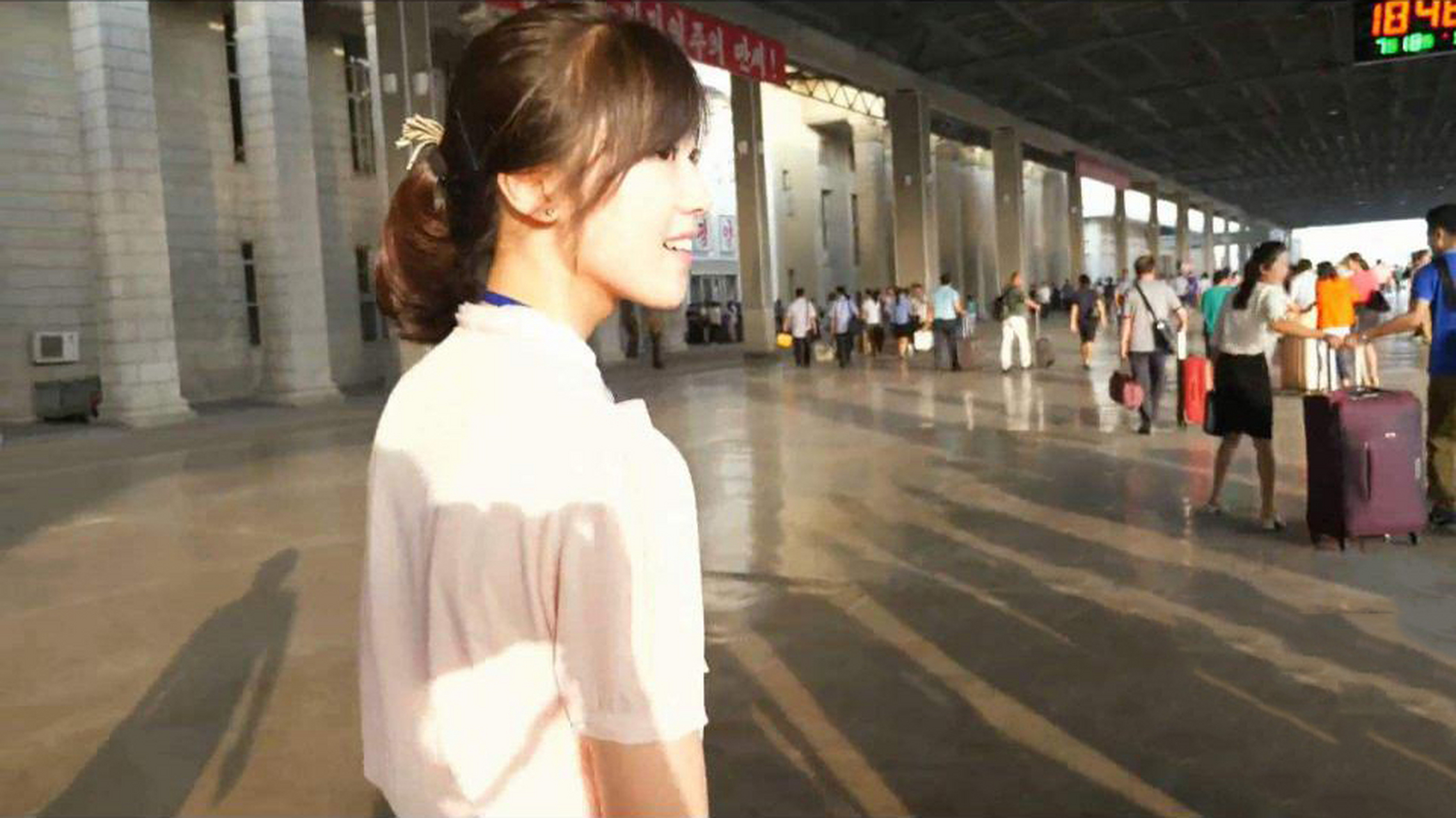 朝鲜美女导游成网红,金珠美,杨一心最出名  金珠美是朝鲜高丽旅行社的