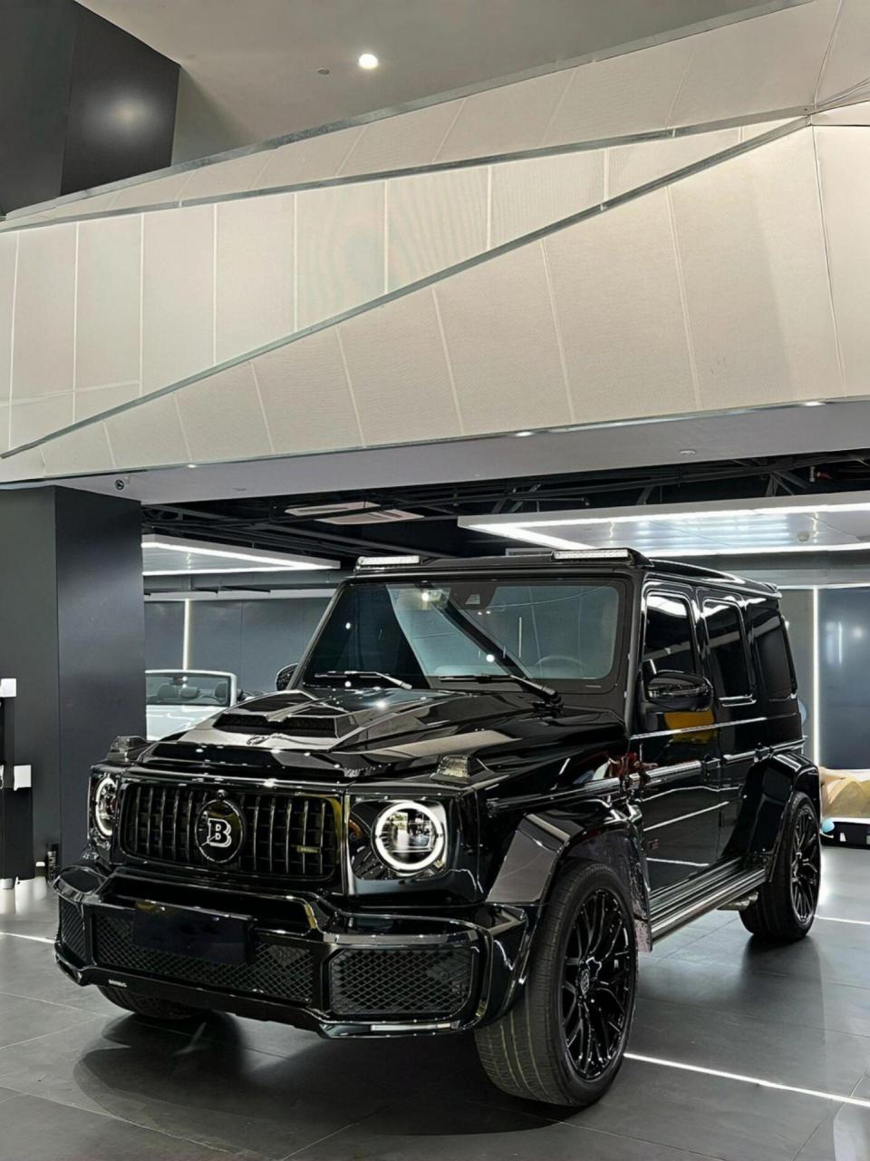 奔驰amg g63,这黑武士你受得了?