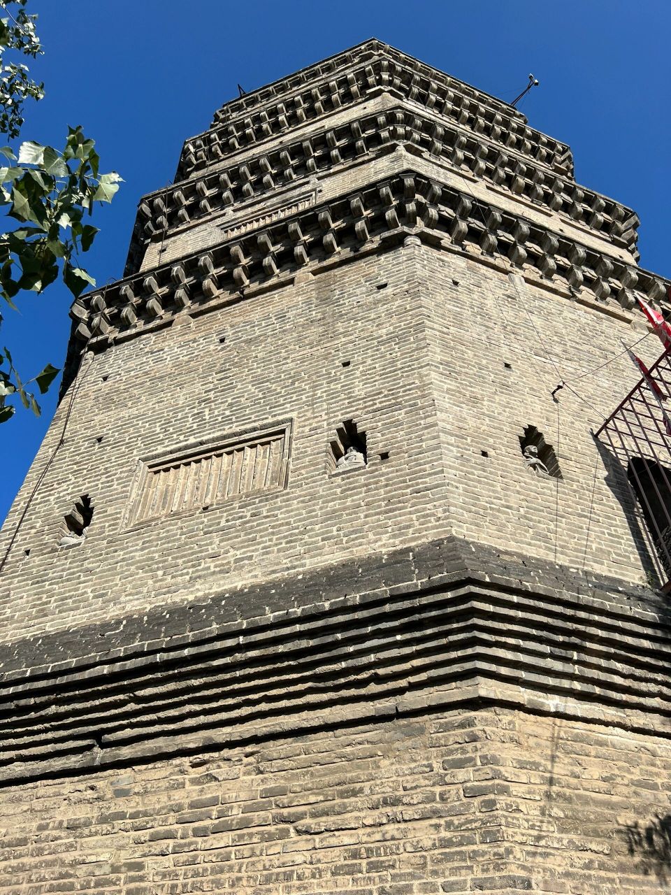 漫步在历史中|巨野永丰塔 建于北宋时期的永丰塔原有七层,据说水下