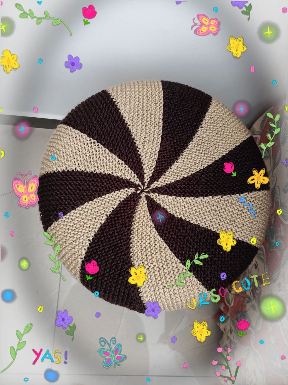 编织圆形坐垫套 抱着试试看的心理,在极度坚持下终于完成了,效果很