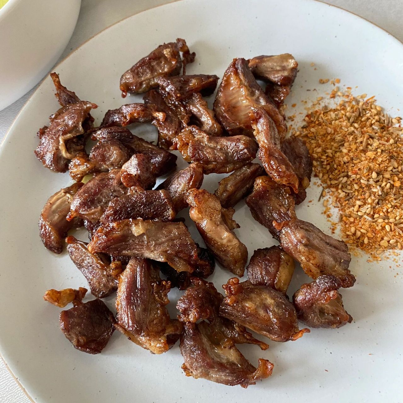 午饭,空气炸锅油边,最近超爱的一道菜,有点风干的感觉.