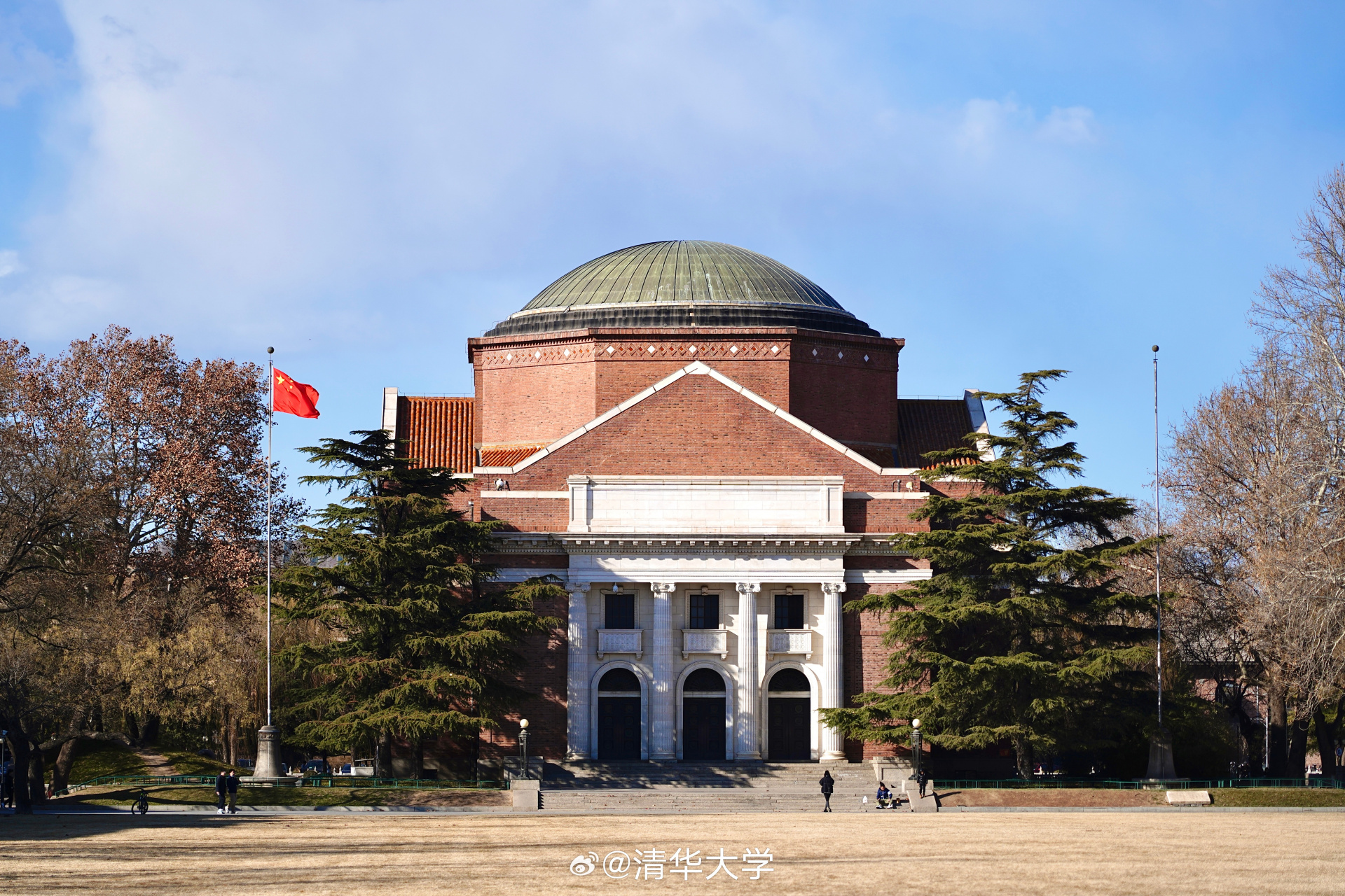在启程的季节里,清华园每个场景的句点,都是不断向上的力量.