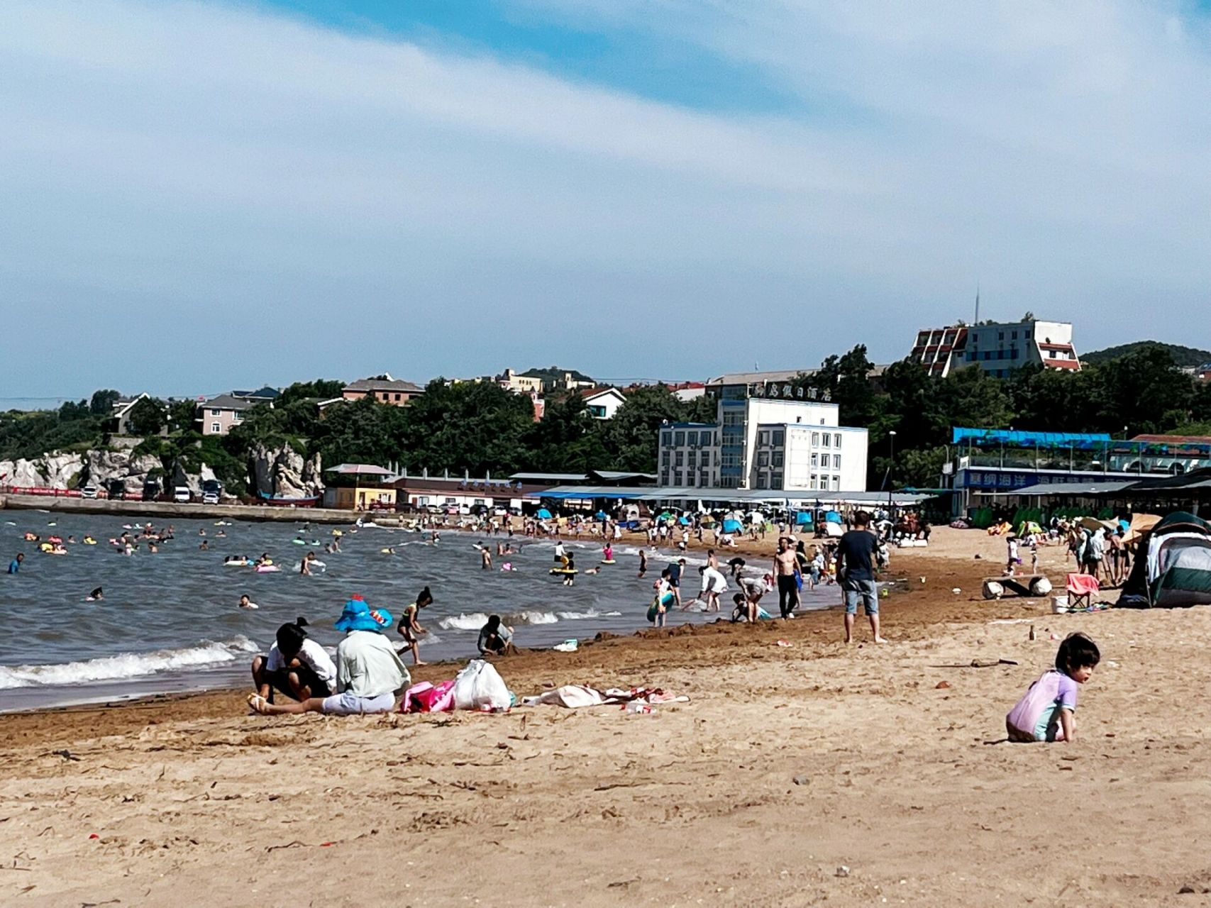 大连大黑石海滨浴场图片