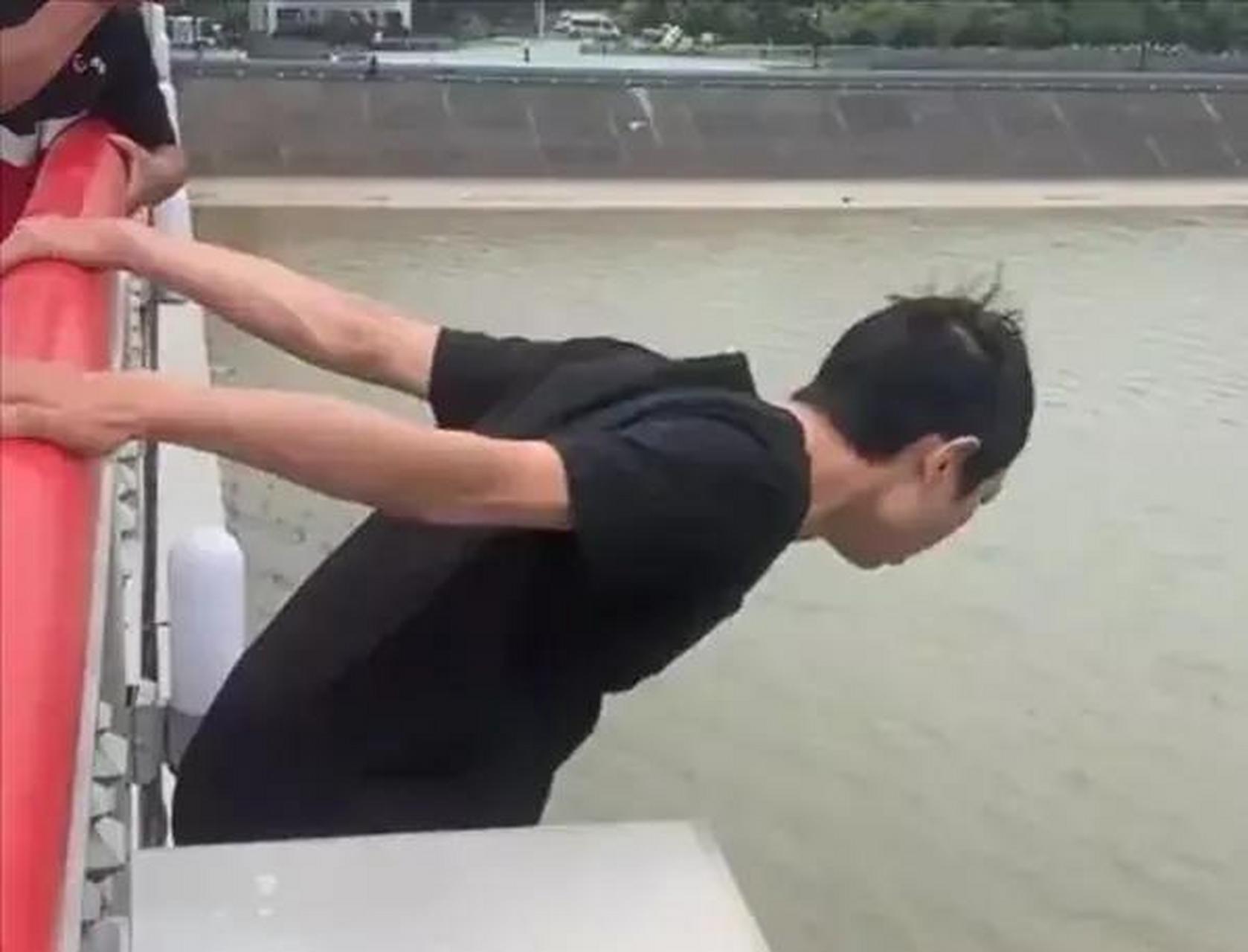 杭州跳桥救人小哥彭清林荣获杭州市政府见义勇为二等功,奖金高达5万元