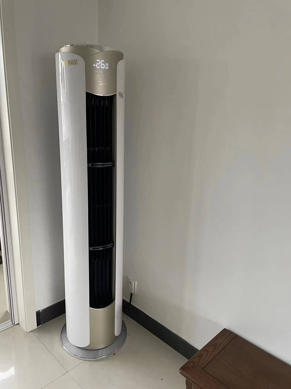 美的空调 舒适星 舒适星yb333  舒适星ta101 因为预算超出太多没有