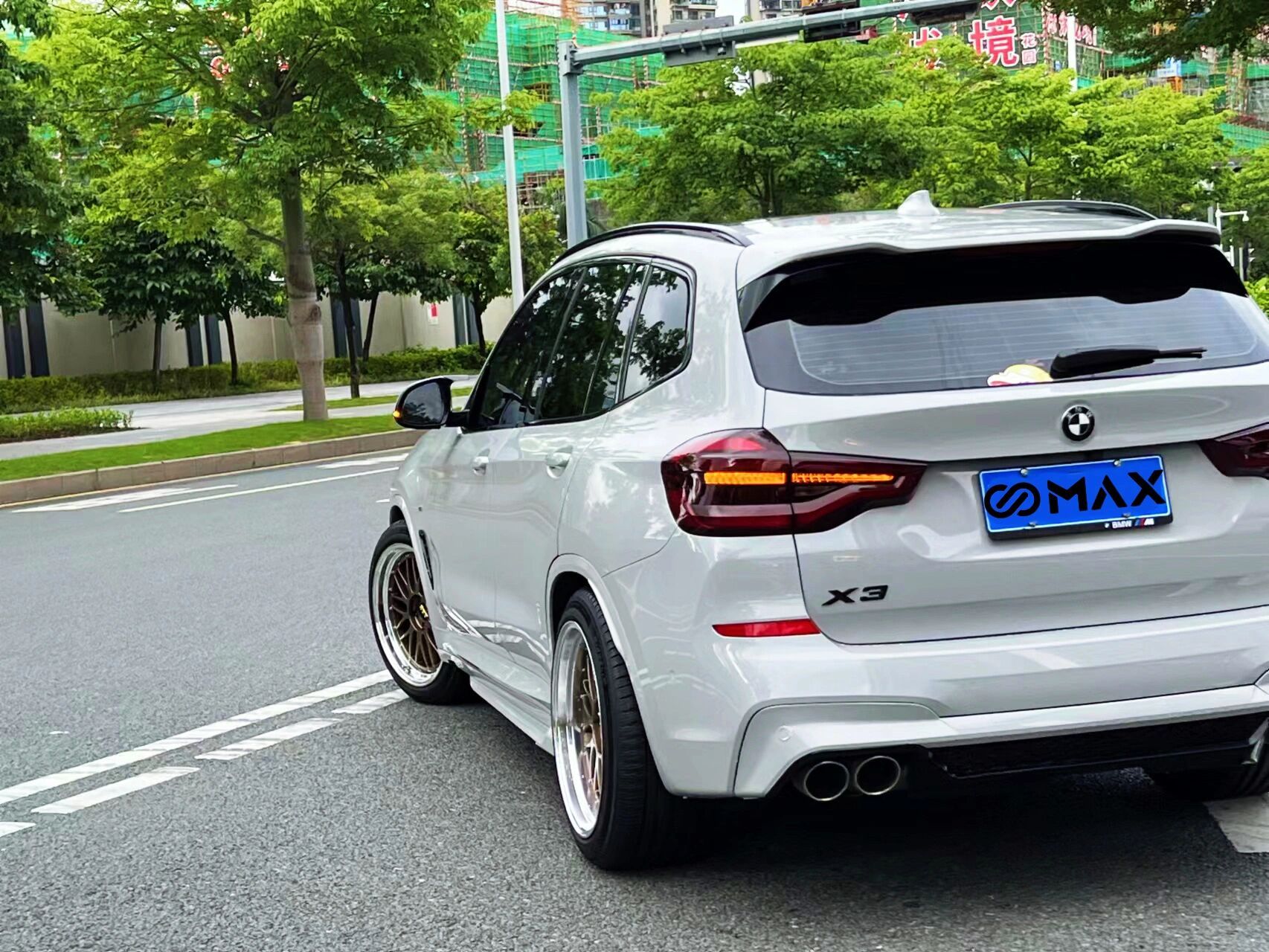 bmw x3 改装案例 97今天为大家分享一期宝马g08 x3的毕业改装案例