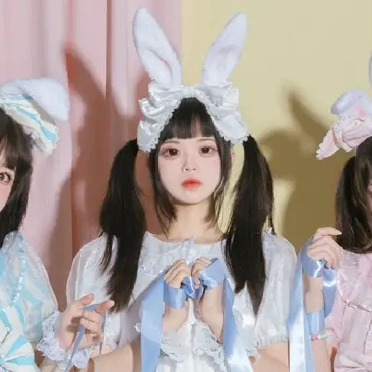 四人真人可爱闺蜜头像 可拿图勿盗图哟 支持一下作者呗 谢谢大家