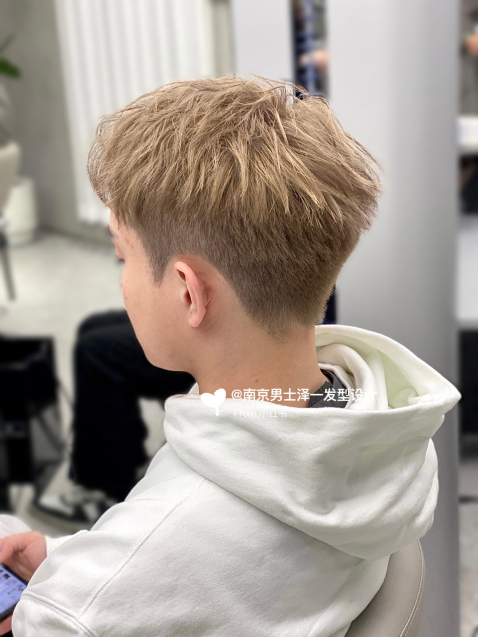 会上瘾的发色|||男生发色|浅亚麻色千万别染 会