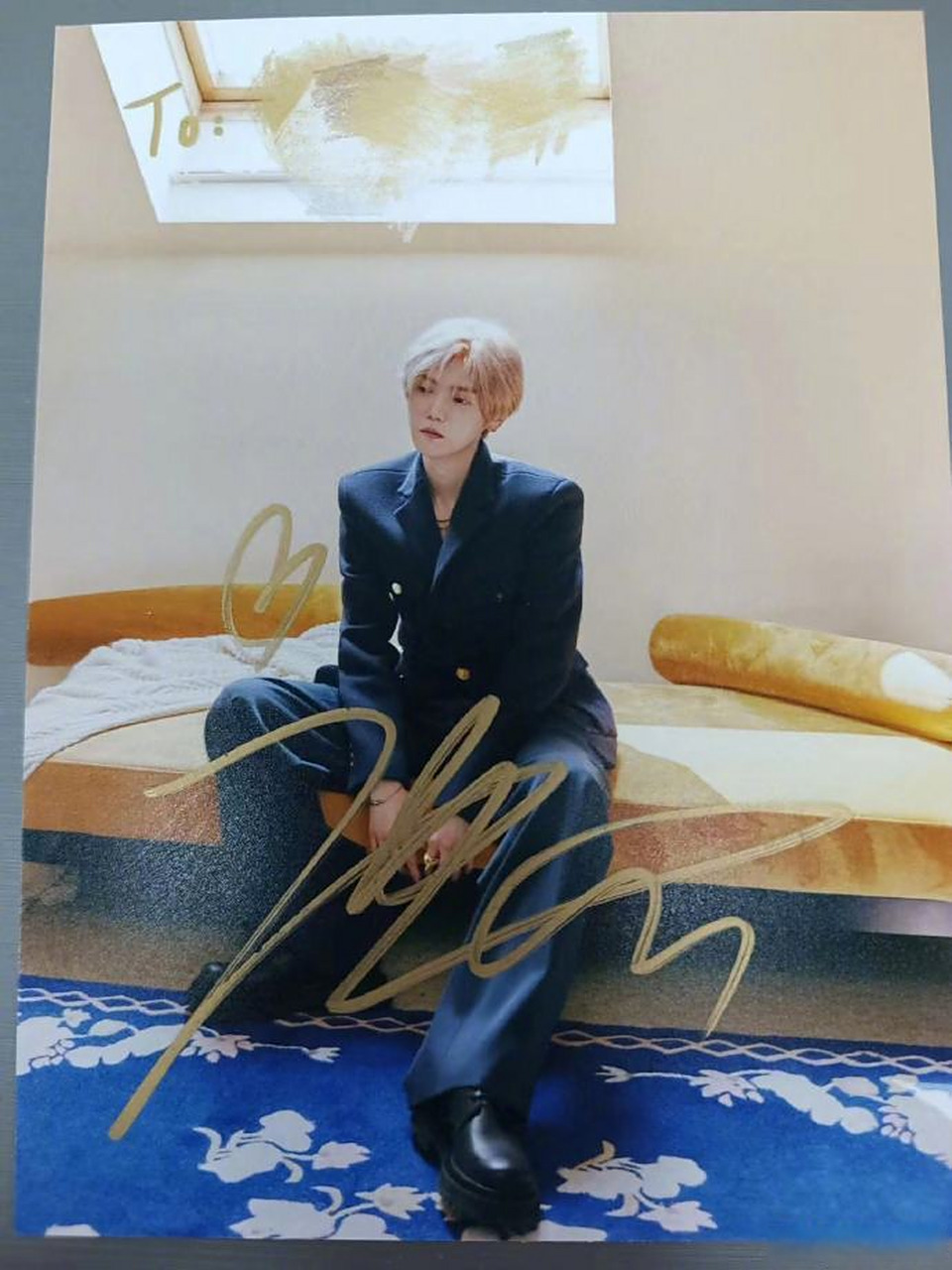 马天宇拿到鹿晗签名照@马天宇表妹让他整个鹿晗to签喜报!