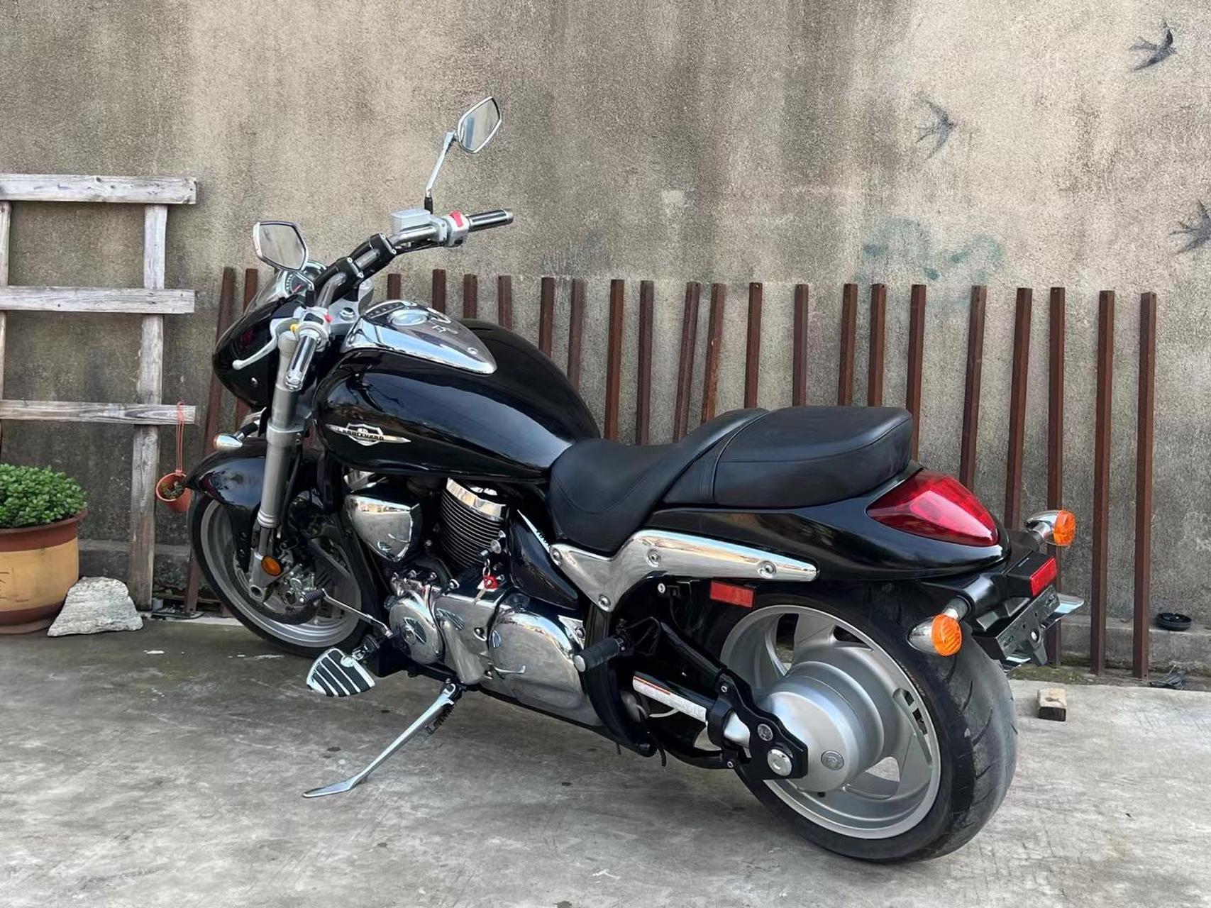 9038800元 铃木林荫大道m109r 大型肌肉巡航太子摩托 电喷水冷 轴