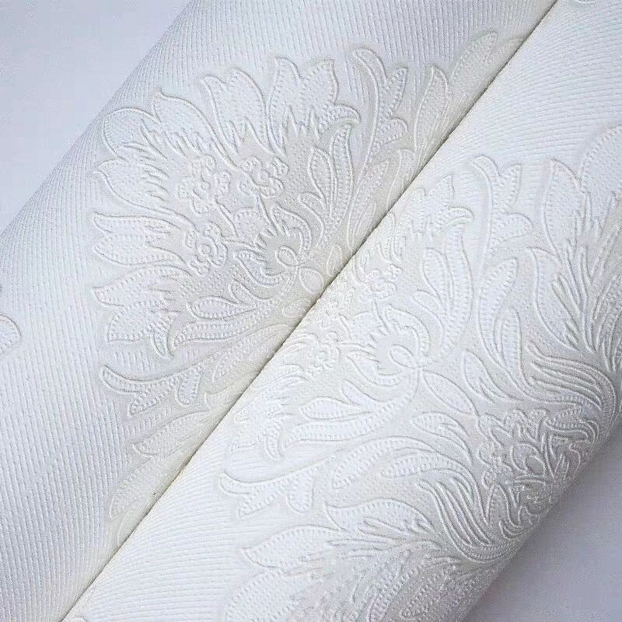 墙纸分类,先会分再去选不踩坑 国内最常见的墙纸一般分为三大类,第