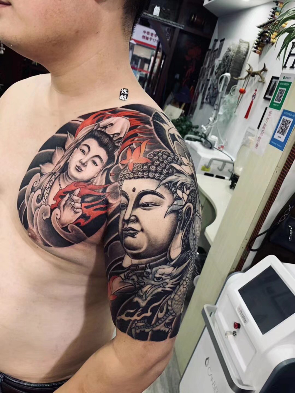 大日如来纹身#佛观音半钾纹身#堰桥纹身店 无锡这座奶油城市从来不缺